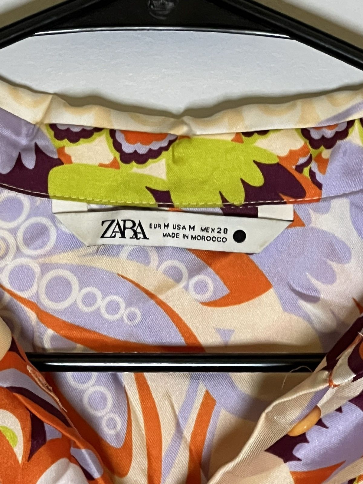 Zara Zara Silk Pattern Button Up Size US M / EU 48-50 / 2 - 3 Thumbnail