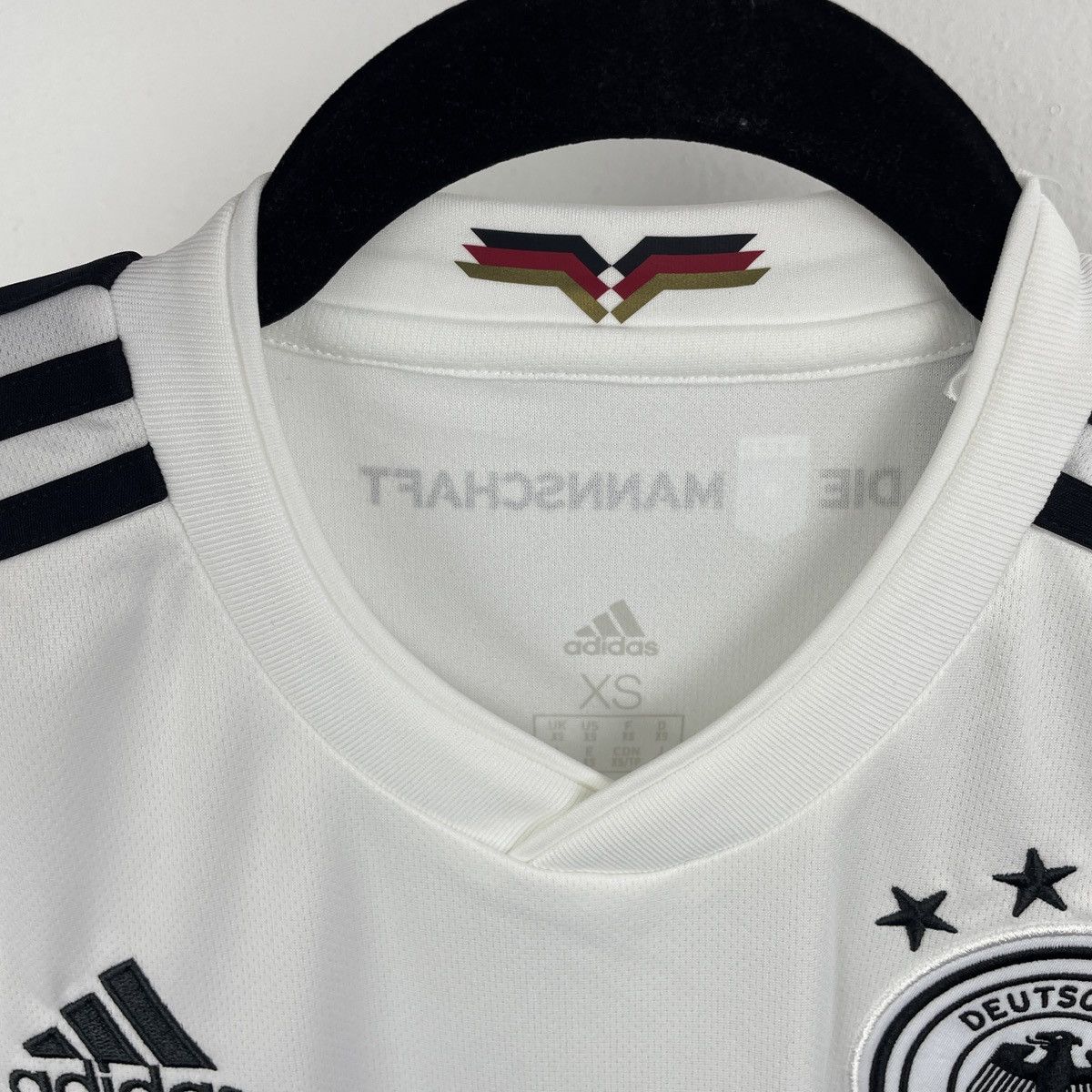 Adidas Germany Adidas Genuine Home Jersey Shirt 2018/2019 size XS Size US XS / EU 42 / 0 - 4 Thumbnail