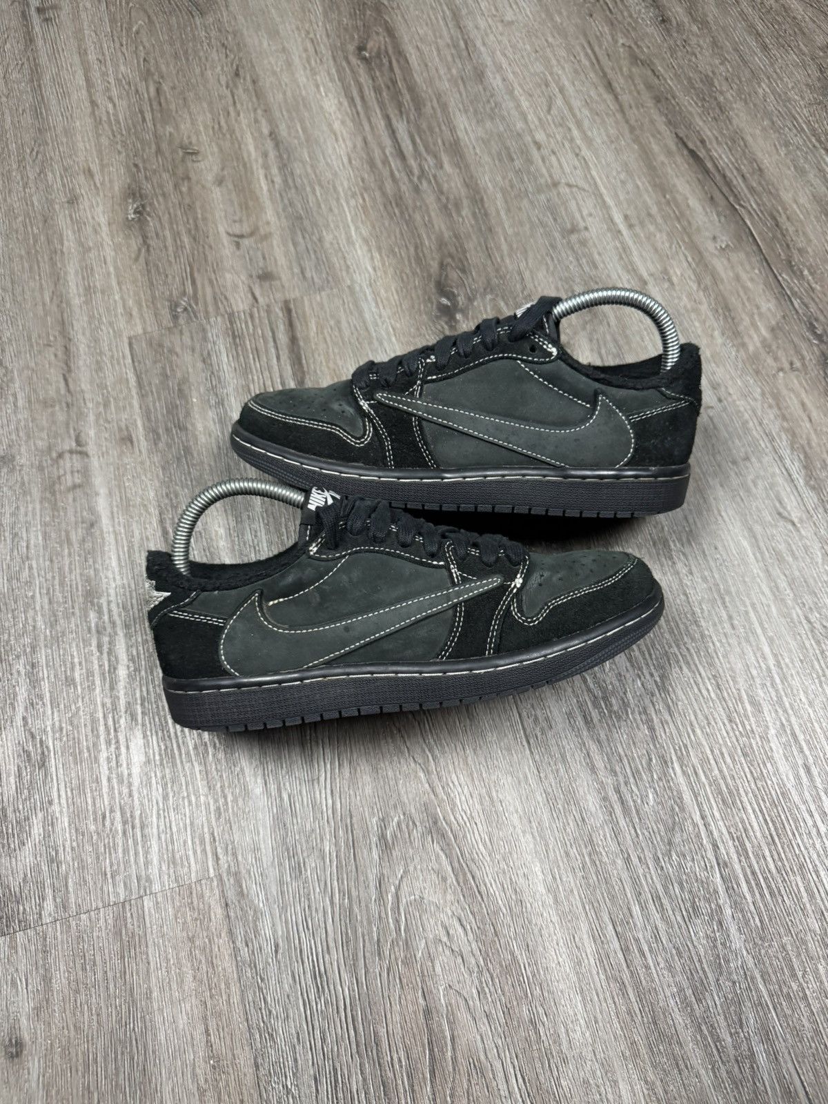 Jordan Brand × Travis Scott Jordan 1 Retro Low OG SP Travis Scott Black Phantom Size 6 Size US 6 / EU 39 - 1 Thumbnail
