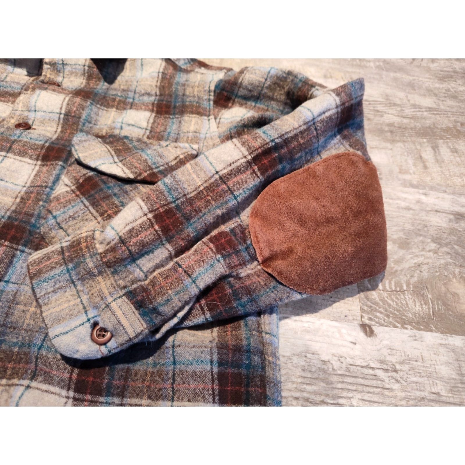 Pendleton VINTAGE Pendleton Board Shirt Button-Up Wool Leather Elbow Patches 60s USA Made Blue Plaid Small Unisex Adults Mens Womens Size US S / EU 44-46 / 1 - 2 Thumbnail