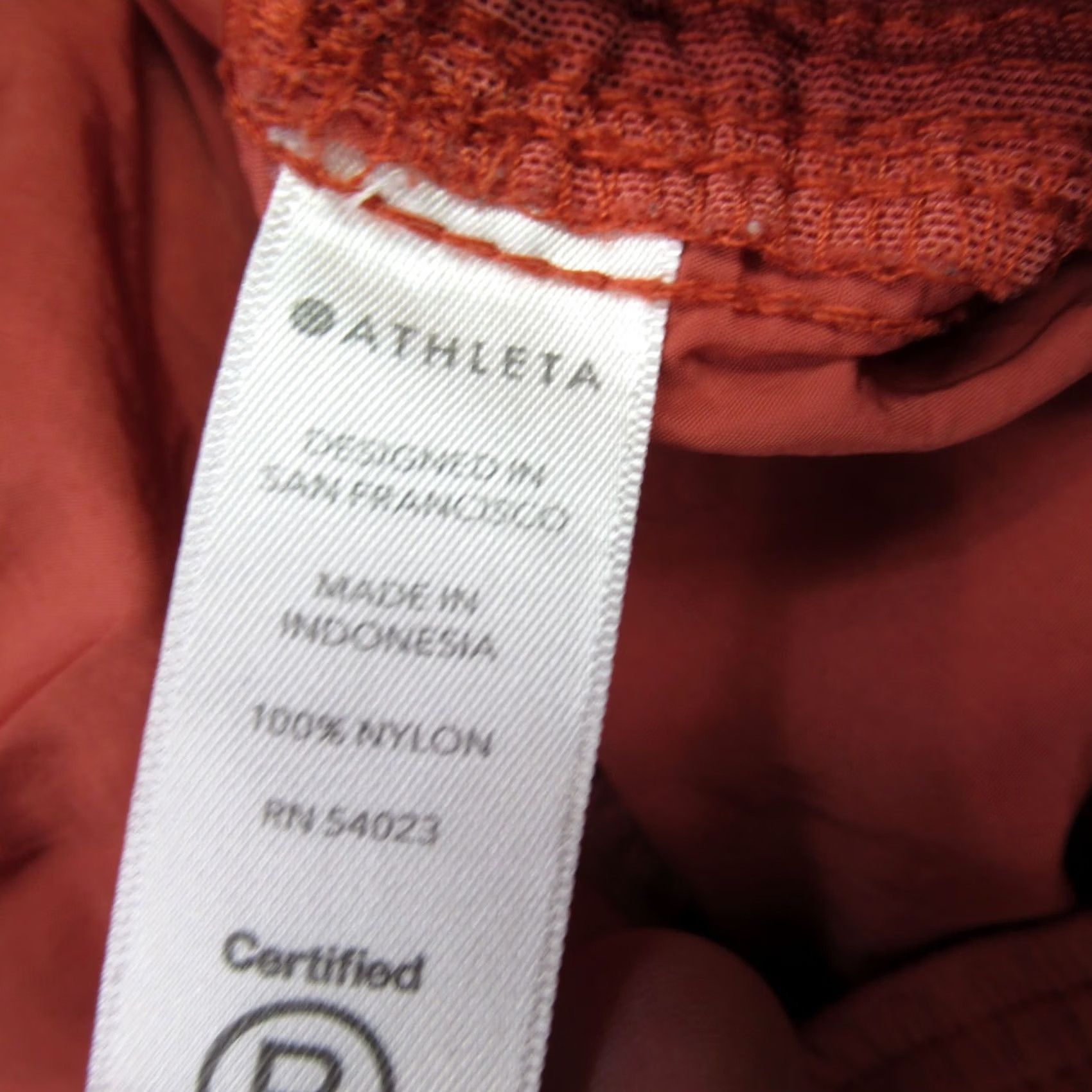Athleta Athleta Shorts 4 Red Lightweight Workout Activewear Running Womens Size 28" / US 6 / IT 42 - 4 Thumbnail