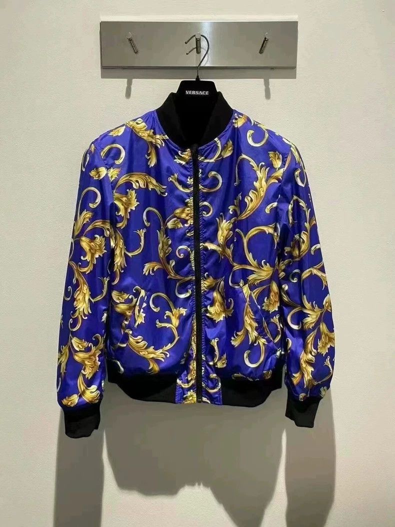 Versace Versace Reversible baroque print padded zip jacket jacket Size US M / EU 48-50 / 2 - 6 Thumbnail