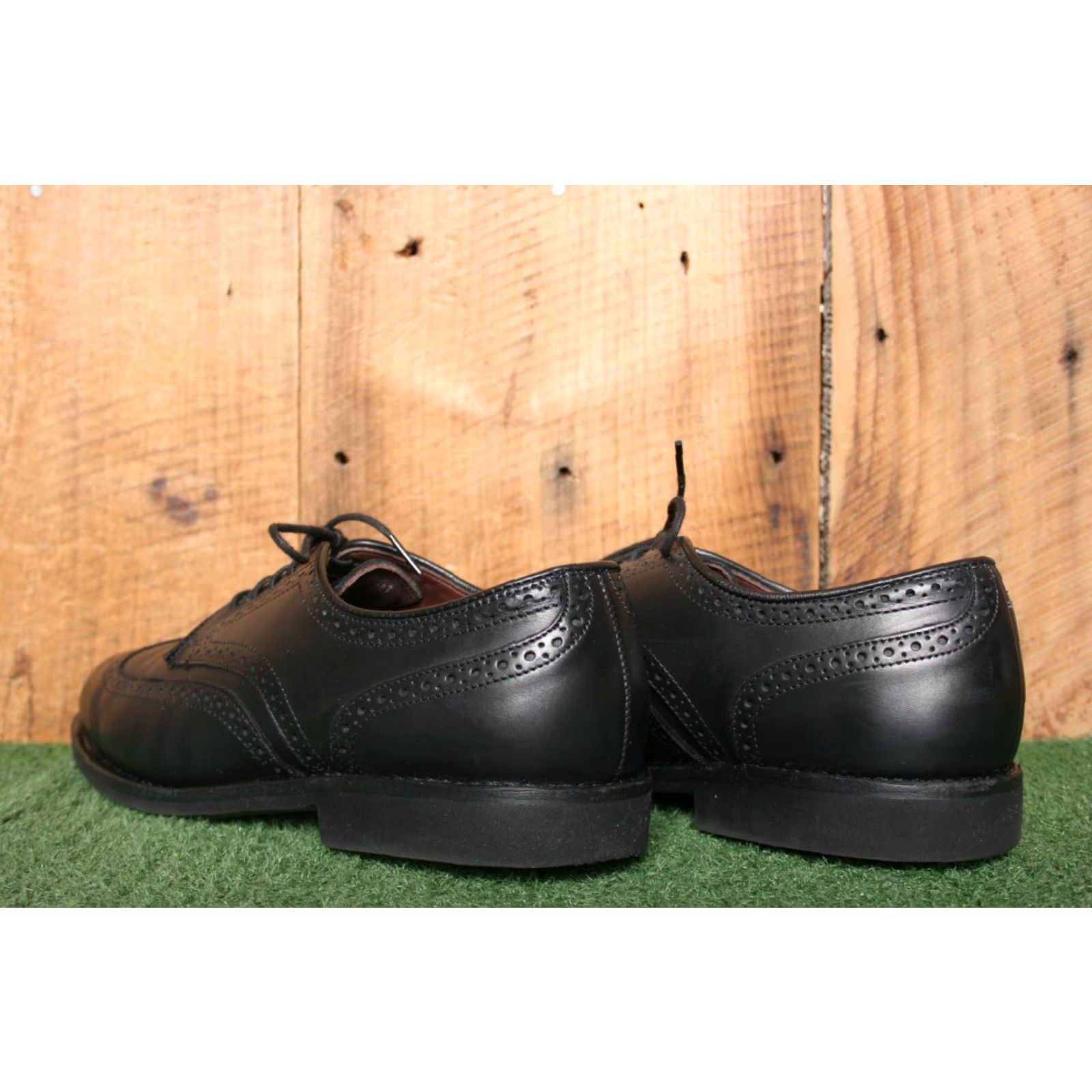 Allen Edmonds VINTAGE ALLEN EDMONDS Black Leather Feather Welt Wingtips w/Traveler Insoles Sz. 9.5 D Derby Dress Shoes Mens Size US 10 / EU 43 - 3 Thumbnail