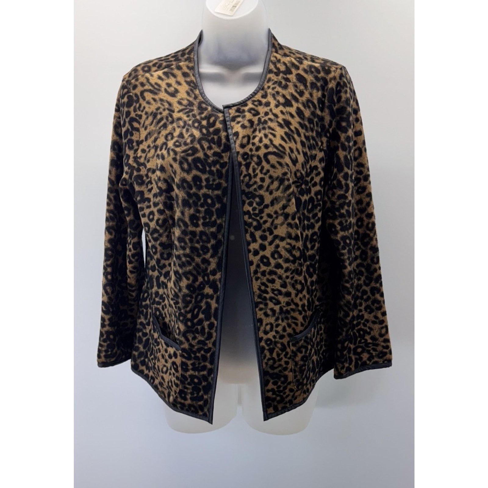 Chicos Chico's Leopard Faux Fur Faux Women’s Size 1 M Size M / US 6-8 / IT 42-44 - 2 Thumbnail