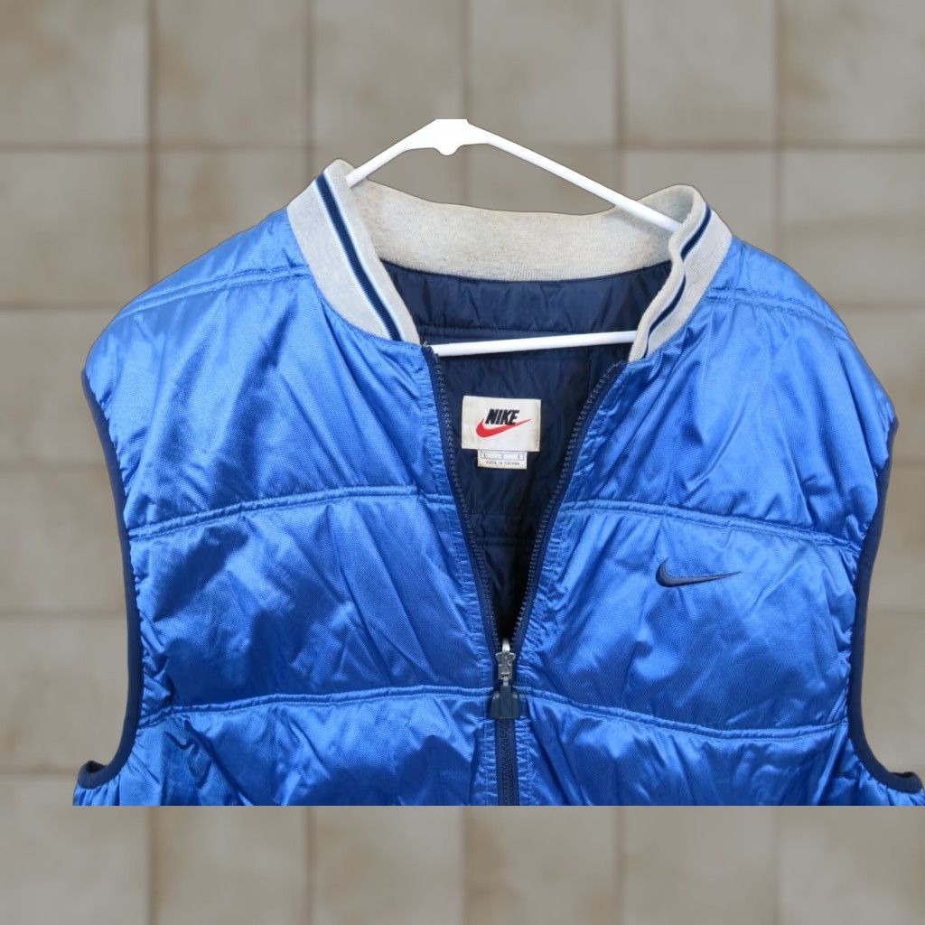 Nike VINTAGE Nike Blue shine Rare Swoosh puffer Men L Large Warm Sportswear Vest Size US L / EU 52-54 / 3 - 1 Thumbnail