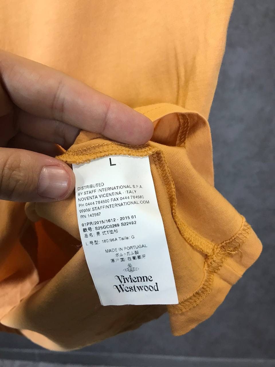 Vivienne Westwood Vivienne Westwood luxury designer center logo tee Size US S / EU 44-46 / 1 - 4 Thumbnail