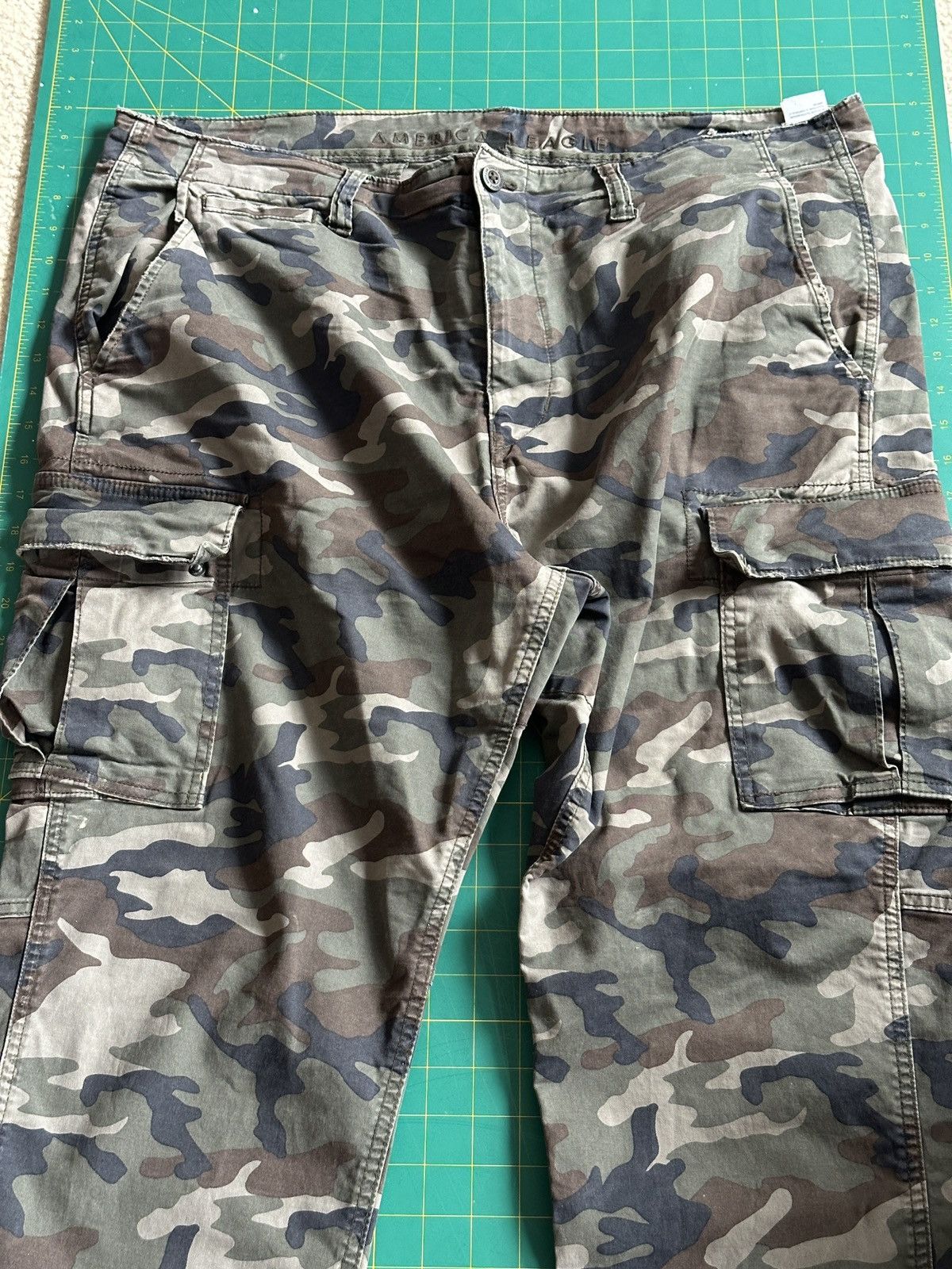 American Eagle Outfitters Cargo Pants Size US 40 / EU 56 - 1 Thumbnail