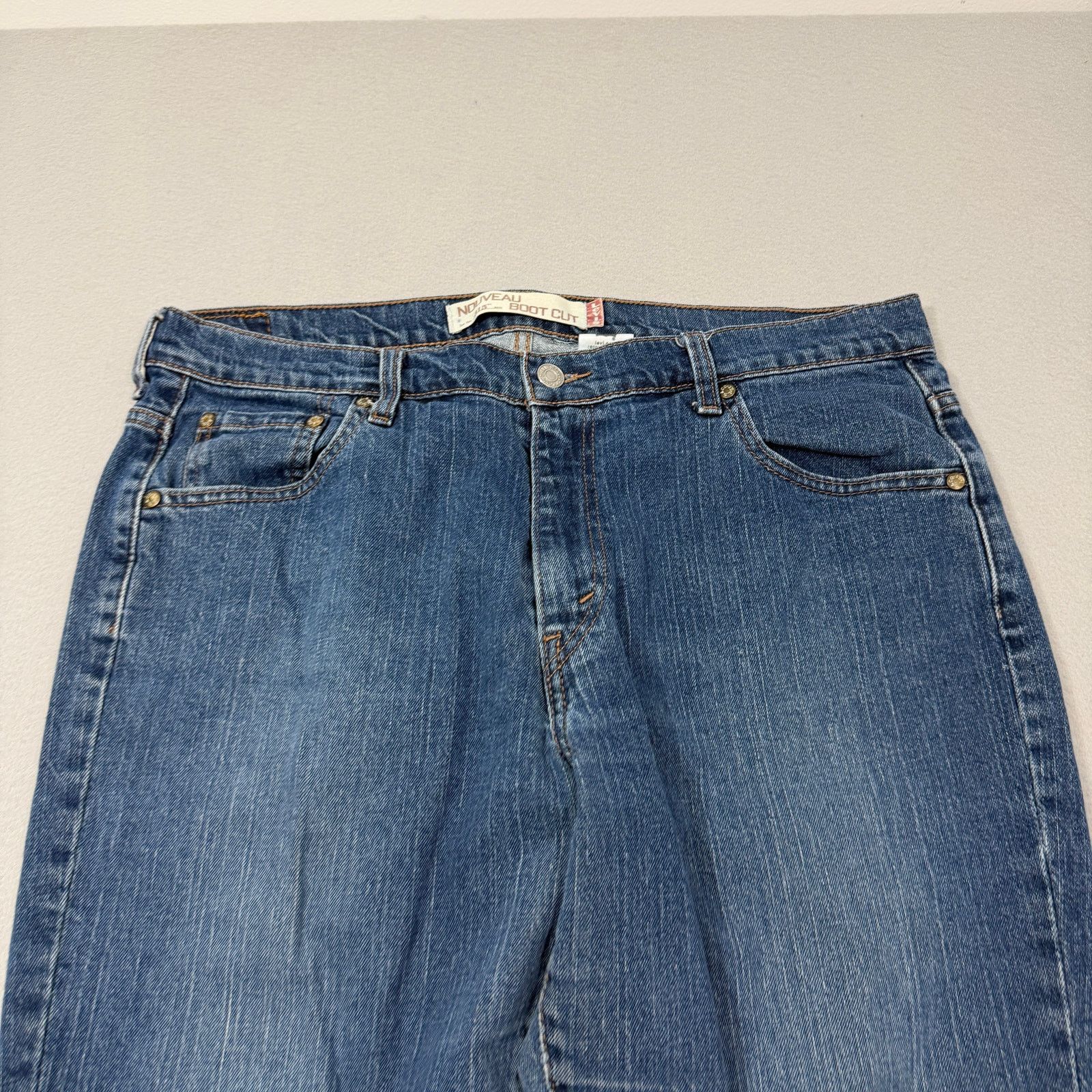 Levi's Vintage Levis 515 Nouveau Boot Cut Jeans Women's 16 M Blue Size 38" / US 16 / IT 52 - 3 Thumbnail