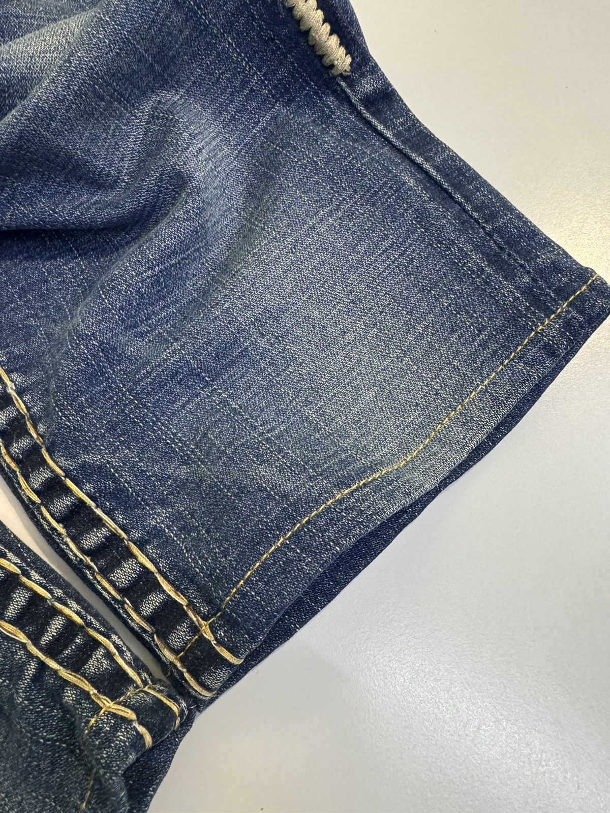 True Religion True Religion Short Denim Pant size 33” Size 33" - 9 Thumbnail