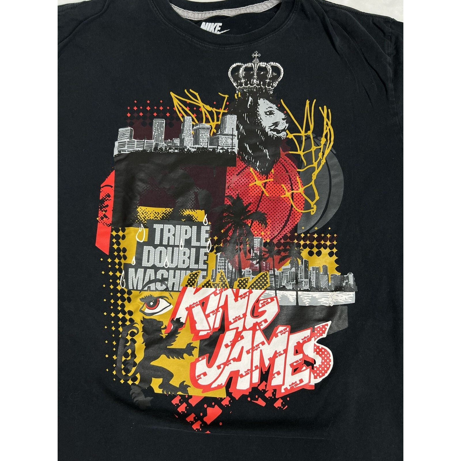 Nike Vintage Nike Lebron James T-Shirt Size XL King James “Triple Size US XL / EU 56 / 4 - 3 Thumbnail