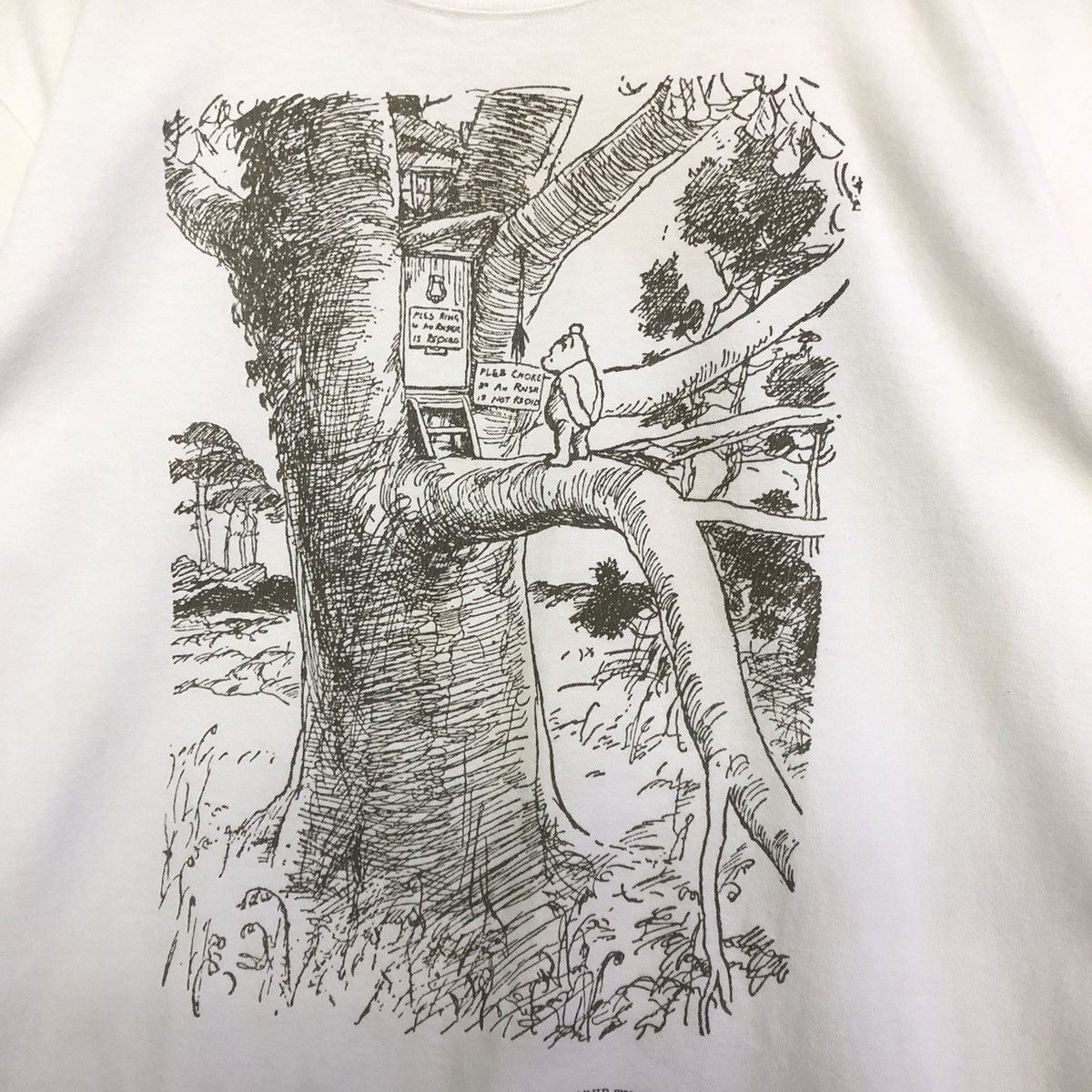Disney Disney Winnie The Pooh Art Illustration Graphic Tshirt Size US M / EU 48-50 / 2 - 3 Thumbnail