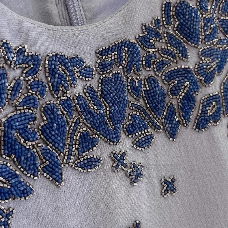 Valentino Valentino Heavy work embroidered beaded dress Size M / US 6-8 / IT 42-44 - 5 Thumbnail
