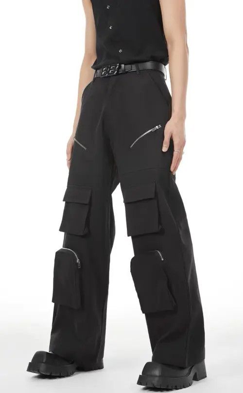 VIBE Black simple zippered large pocket casual cargo trousers Size US 30 / EU 46 - 6 Thumbnail