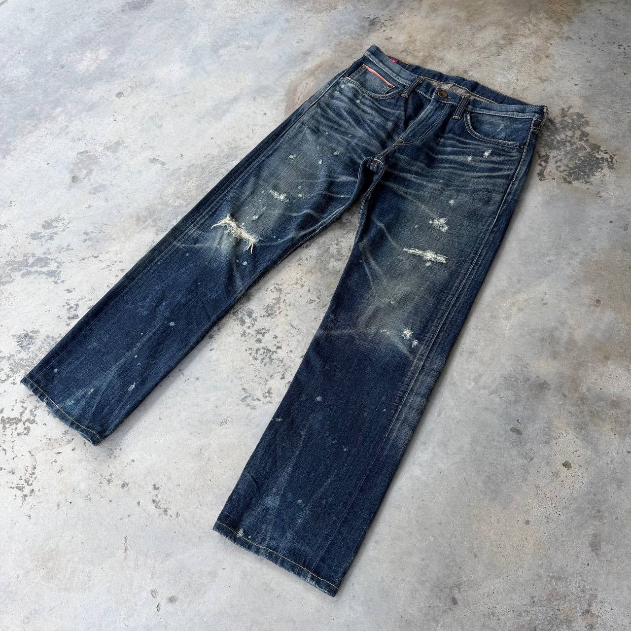 Edwin VINTAGE EDWIN 505ZX BUCKLE BACK REDLINE DISTRESSED HONEYCOMB Size US 30 / EU 46 - 3 Thumbnail