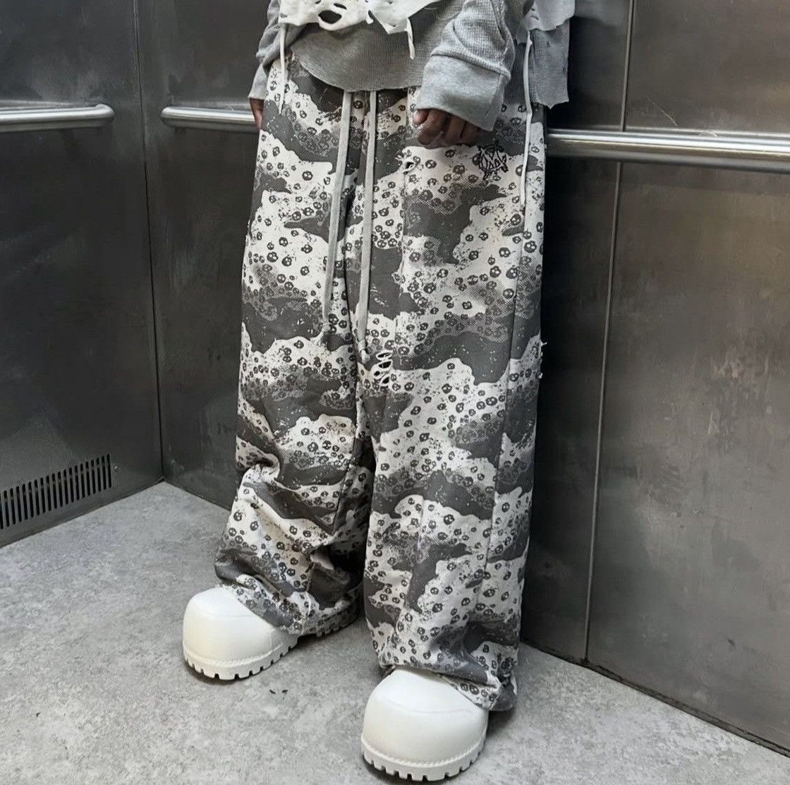 Japanese Brand Catacomb Camo Grey Baggy Sweatpants Size US 28 / EU 44 - 4 Thumbnail