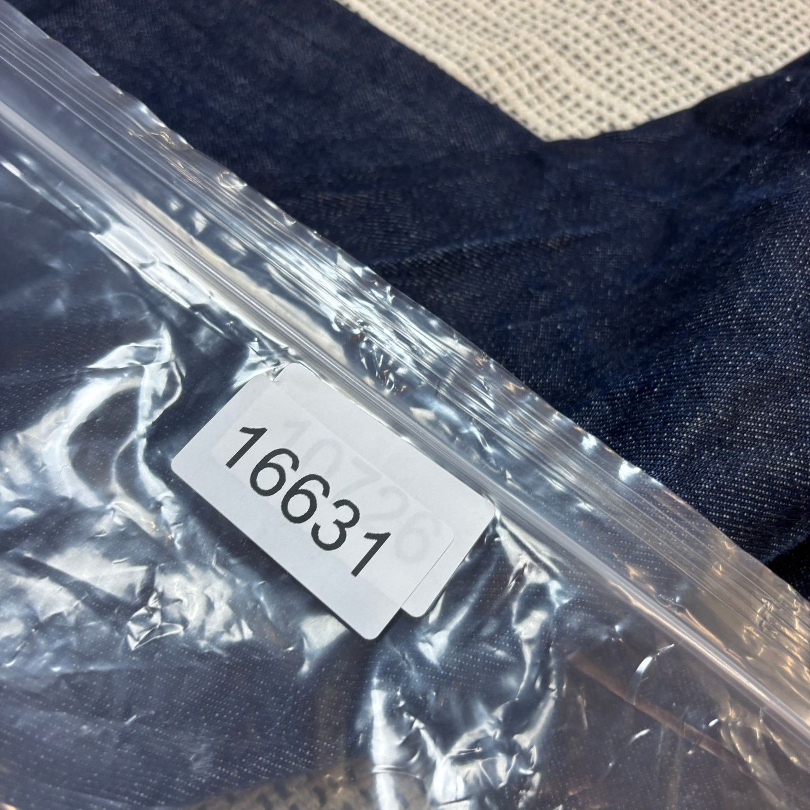 Uniqlo Uniqlo Kaihara Selvedge Slim Straight Mid Rise Jeans 29x32 Size US 29 - 13 Thumbnail