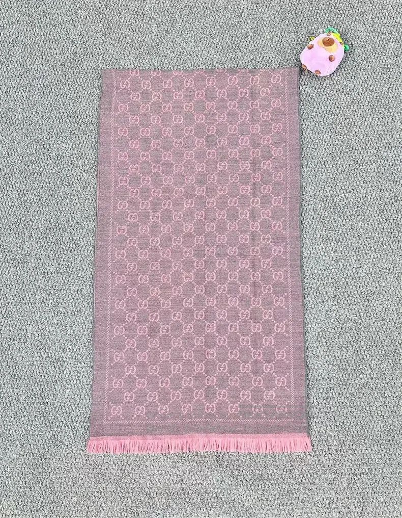 Gucci Gucci Gray-pink double-sided full-print logo tassel wool s Size ONE SIZE - 2 Thumbnail