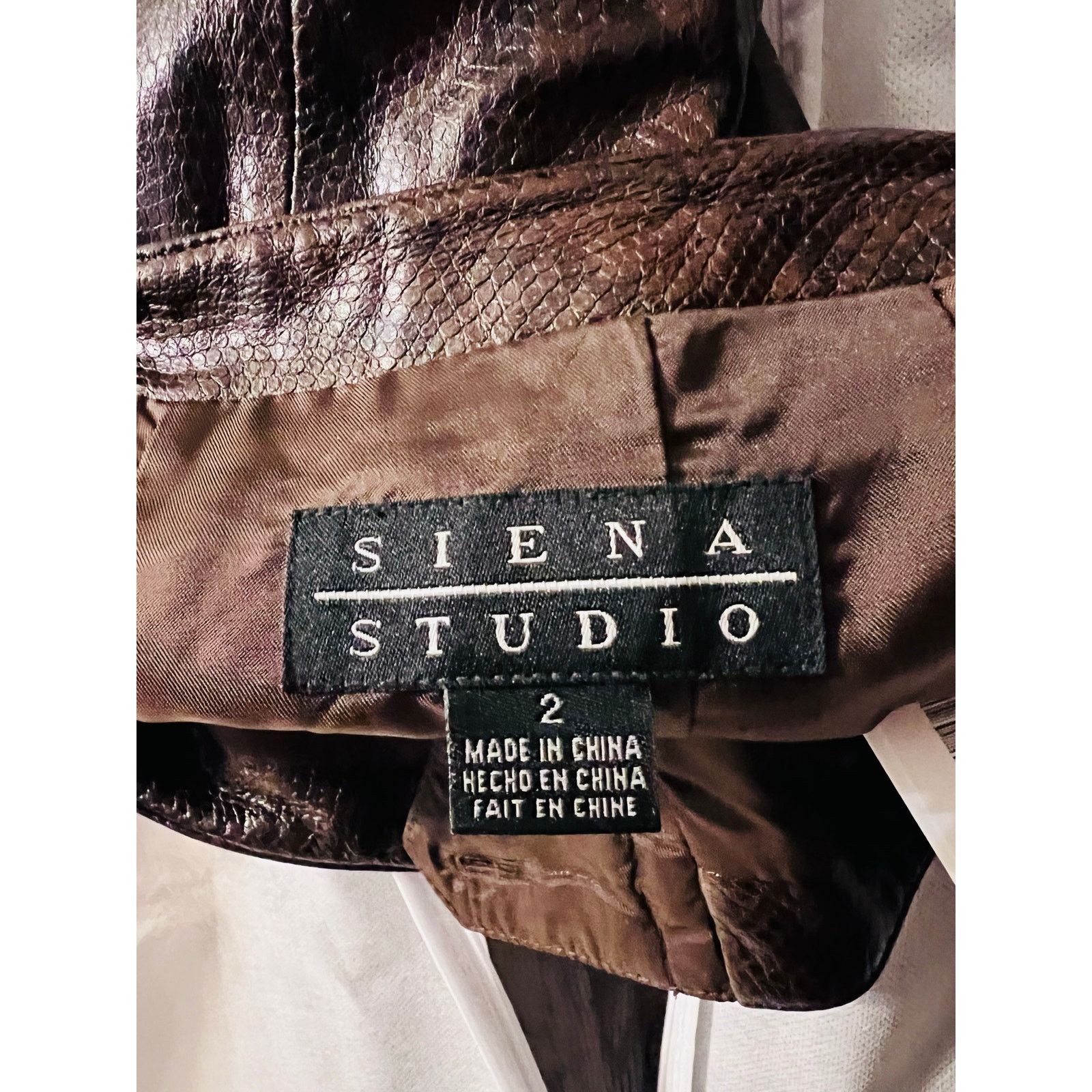 Other Vintage Siena Studio embossed leather pants Size 28" / US 6 / IT 42 - 5 Thumbnail