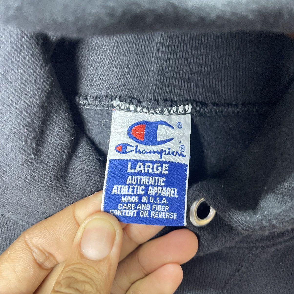 Champion Vintage Champion Made in USA Pullover Hoodie Size US L / EU 52-54 / 3 - 7 Thumbnail