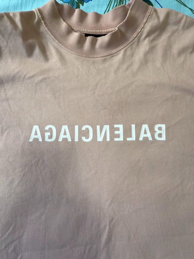 Balenciaga Balenciaga Mirror Light Pink Short Sleeve T-Shirt 2505-Next Size US XS / EU 42 / 0 - 3 Thumbnail