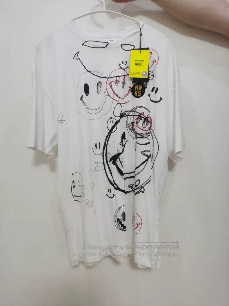 Raf Simons Raf simons White smiley face printed short-sleeved T-shirt Size US S / EU 44-46 / 1 - 4 Thumbnail