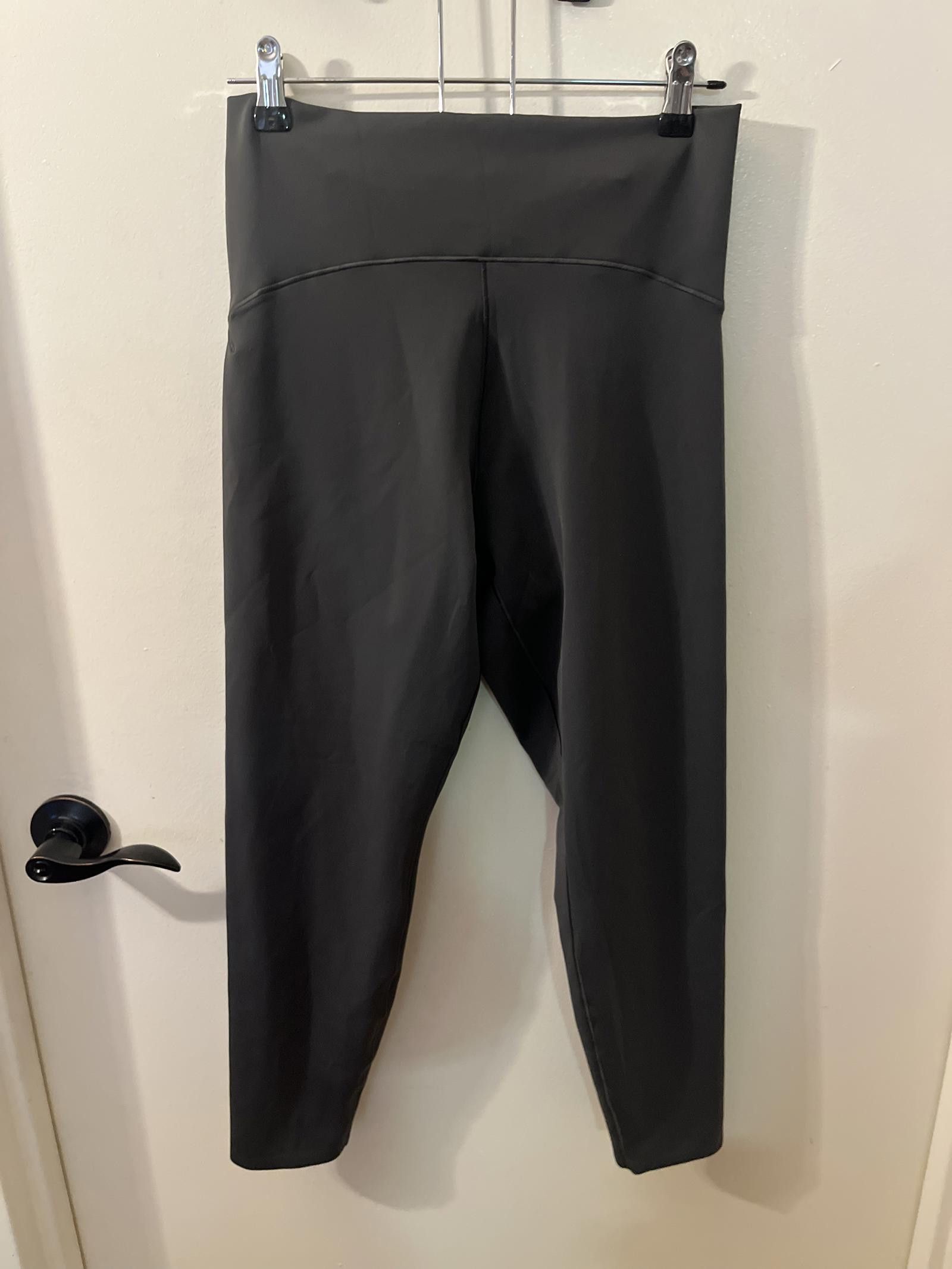 Designer OFFLINE by Aerie NWT 7/8 Luxe Leggings - Black--LG Size 36" / US 14 / IT 50 - 1 Thumbnail