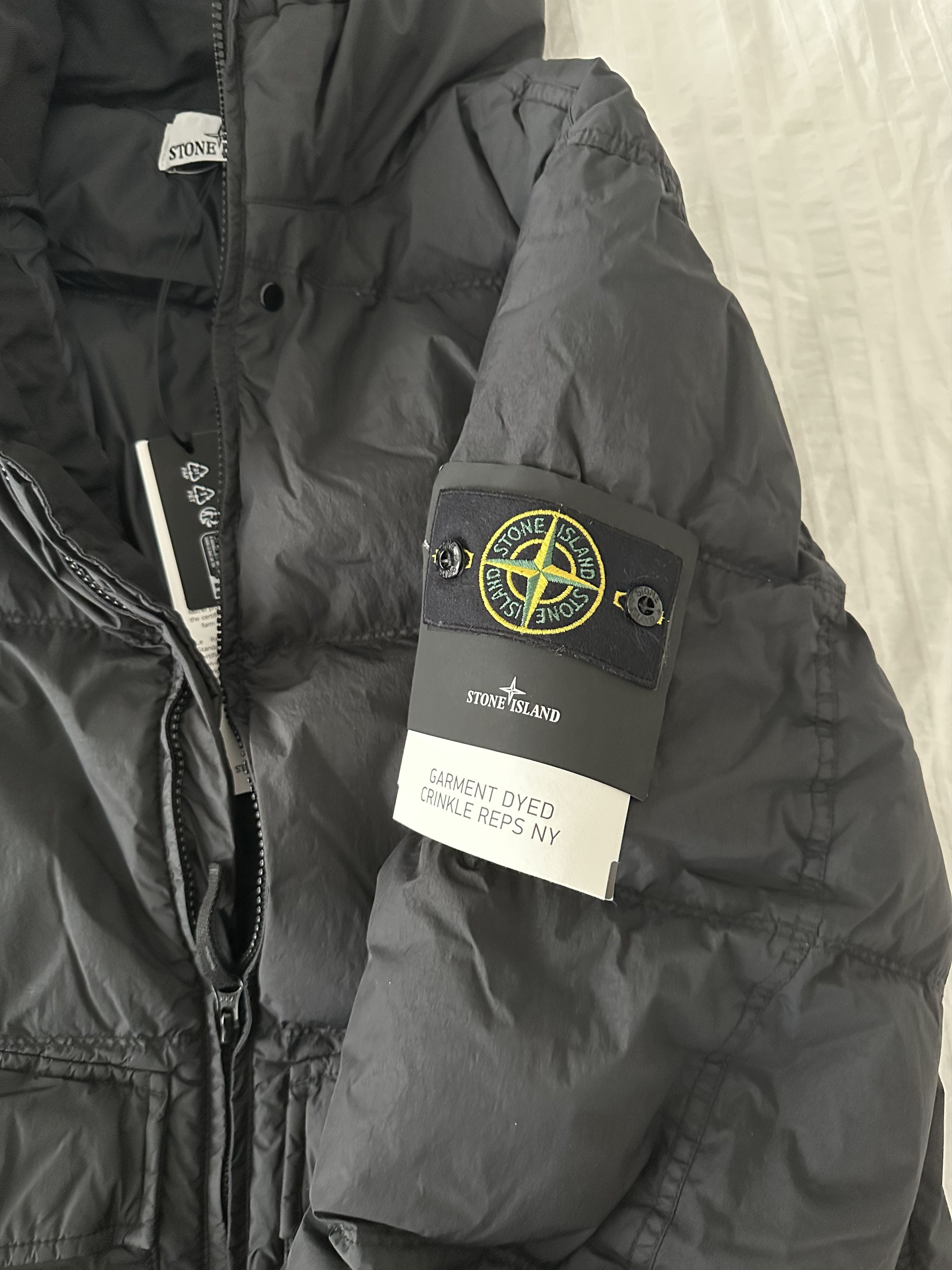 Stone Island 4100011 Crinkle Reps NY Size US L / EU 52-54 / 3 - 4 Thumbnail