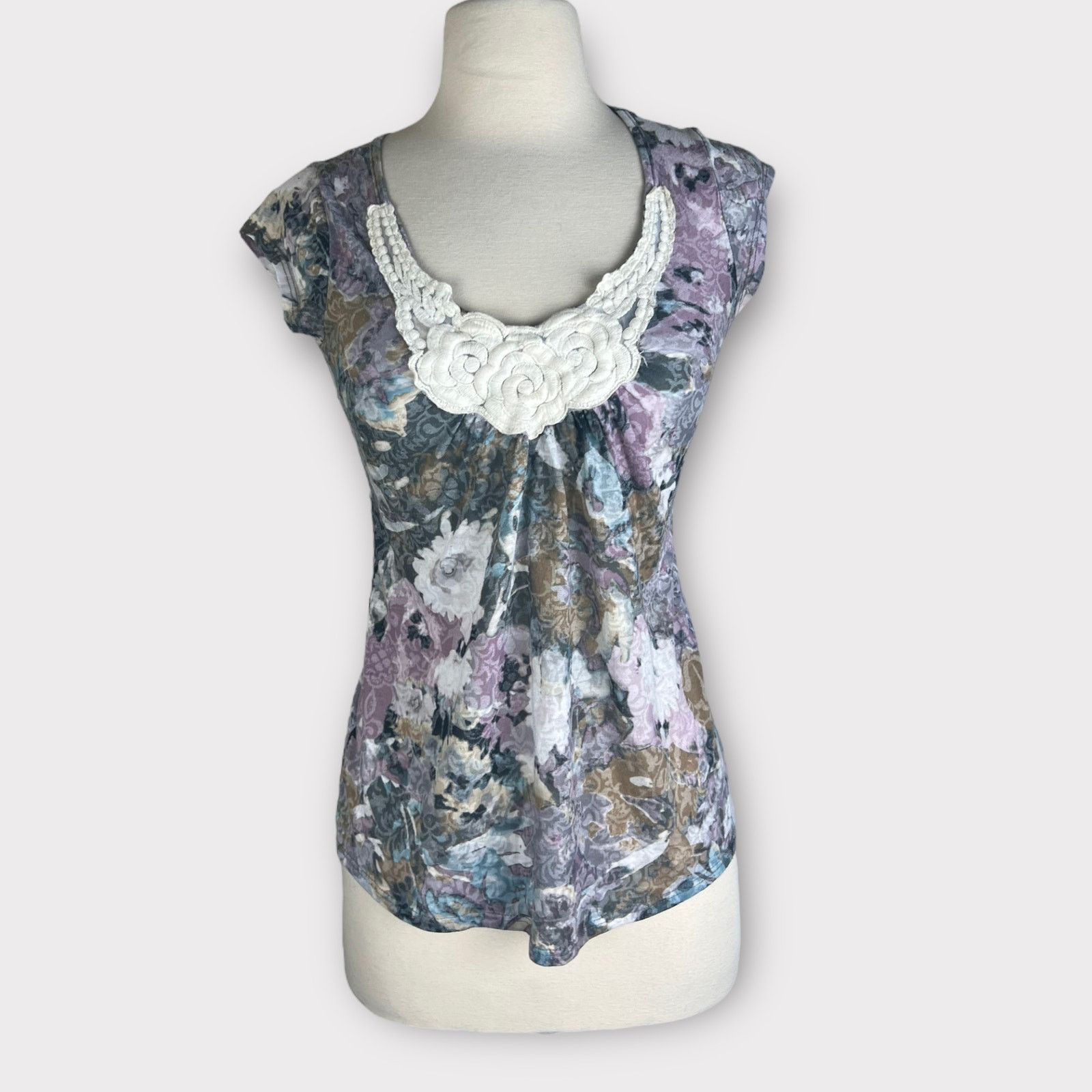 Nordstrom H.I.P. Nordstrom Vintage Y2K Floral Top | Small Size S / US 4 / IT 40 - 1 Thumbnail