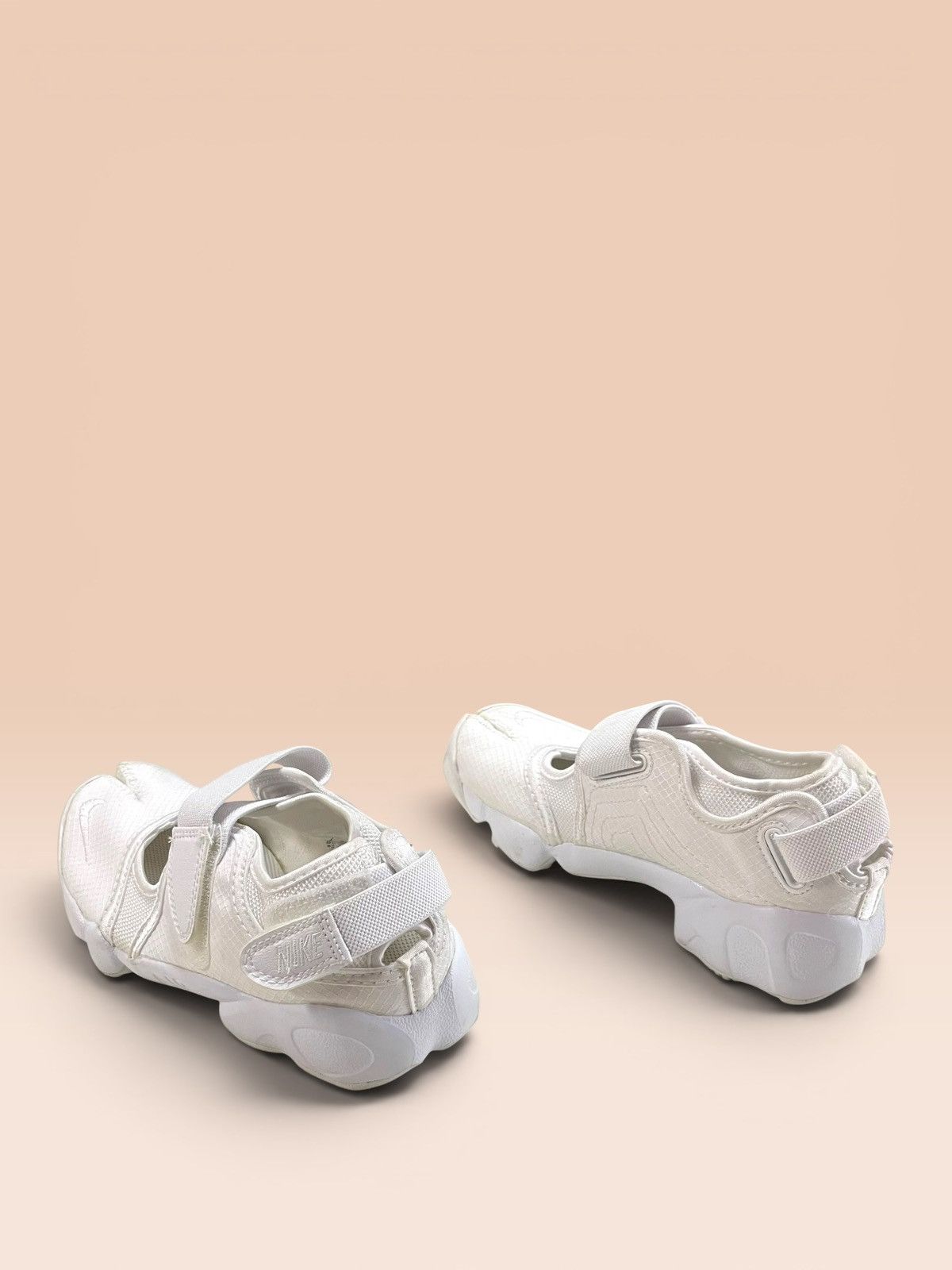 Nike Nike Air Rift Breathe 'White Pure Platinum' Size US 5 / IT 35 - 3 Thumbnail