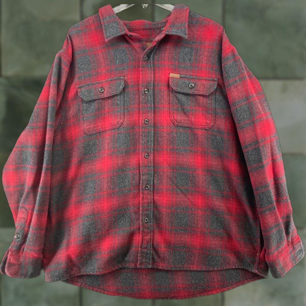 Orvis VINTAGE Orvis Mens Flannel Shirt 2XL Red Grey Buffalo Plaid Heavyweight Shirt Mens 2XL Red Plaid Outdoors Hunting Casual Button-Up Cotton Polyester"} Size US XXL / EU 58 / 5 - 1 Thumbnail