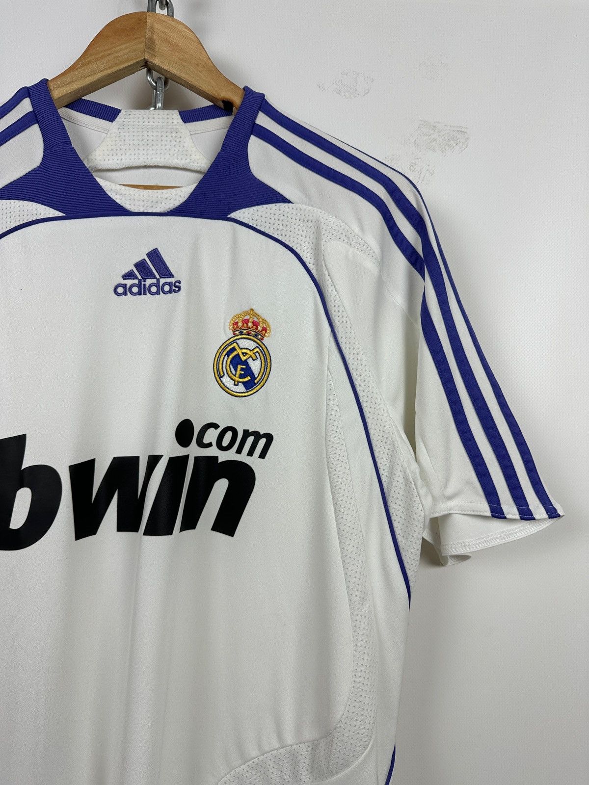 Adidas 2007/08 Adidas Real Madrid Vintage Home Soccer Jersey Size US S / EU 44-46 / 1 - 6 Thumbnail