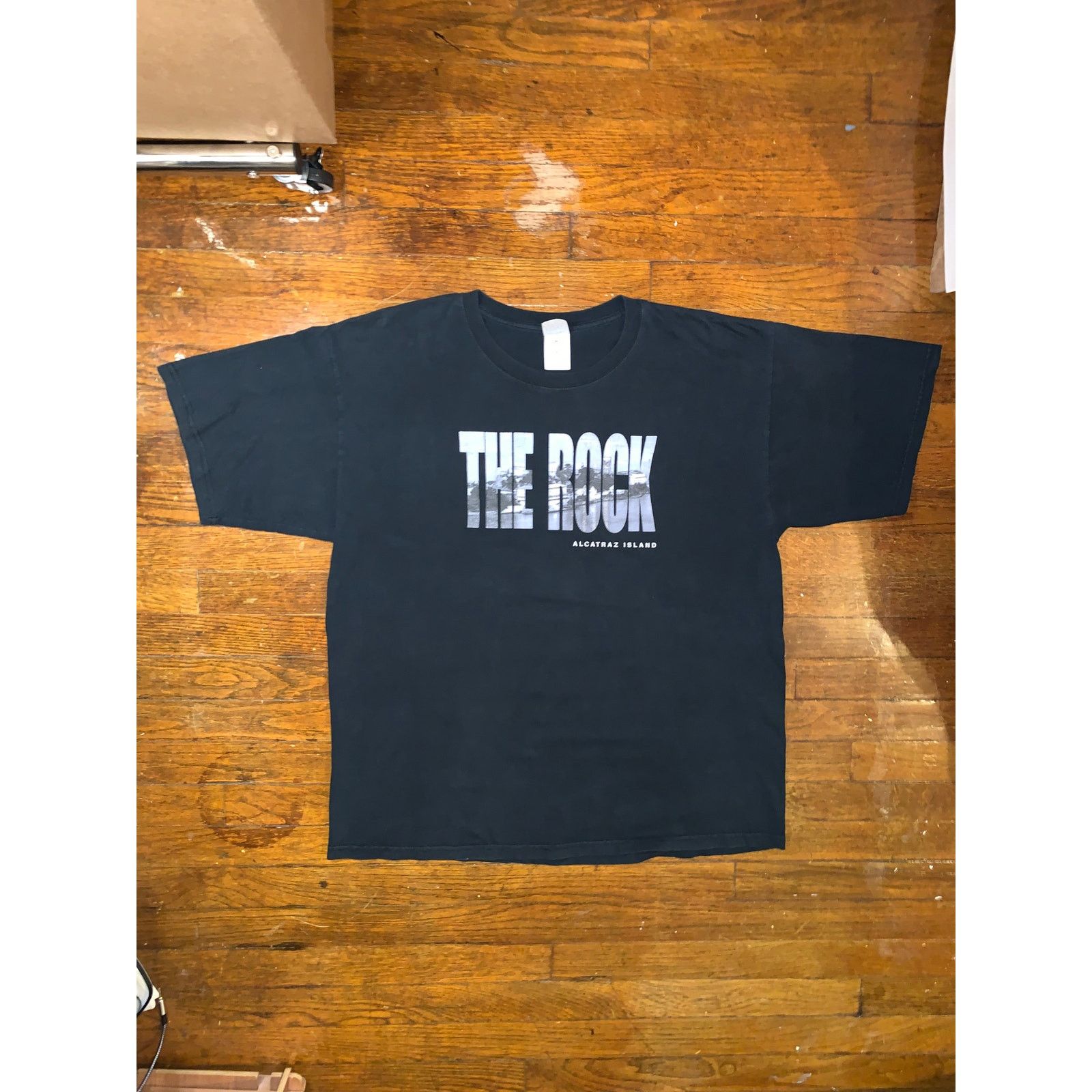 Gildan The Rock Movie Promo T-Shirt XL Alcatraz Nicolas Cage Y2K Size US XL / EU 56 / 4 - 2 Thumbnail