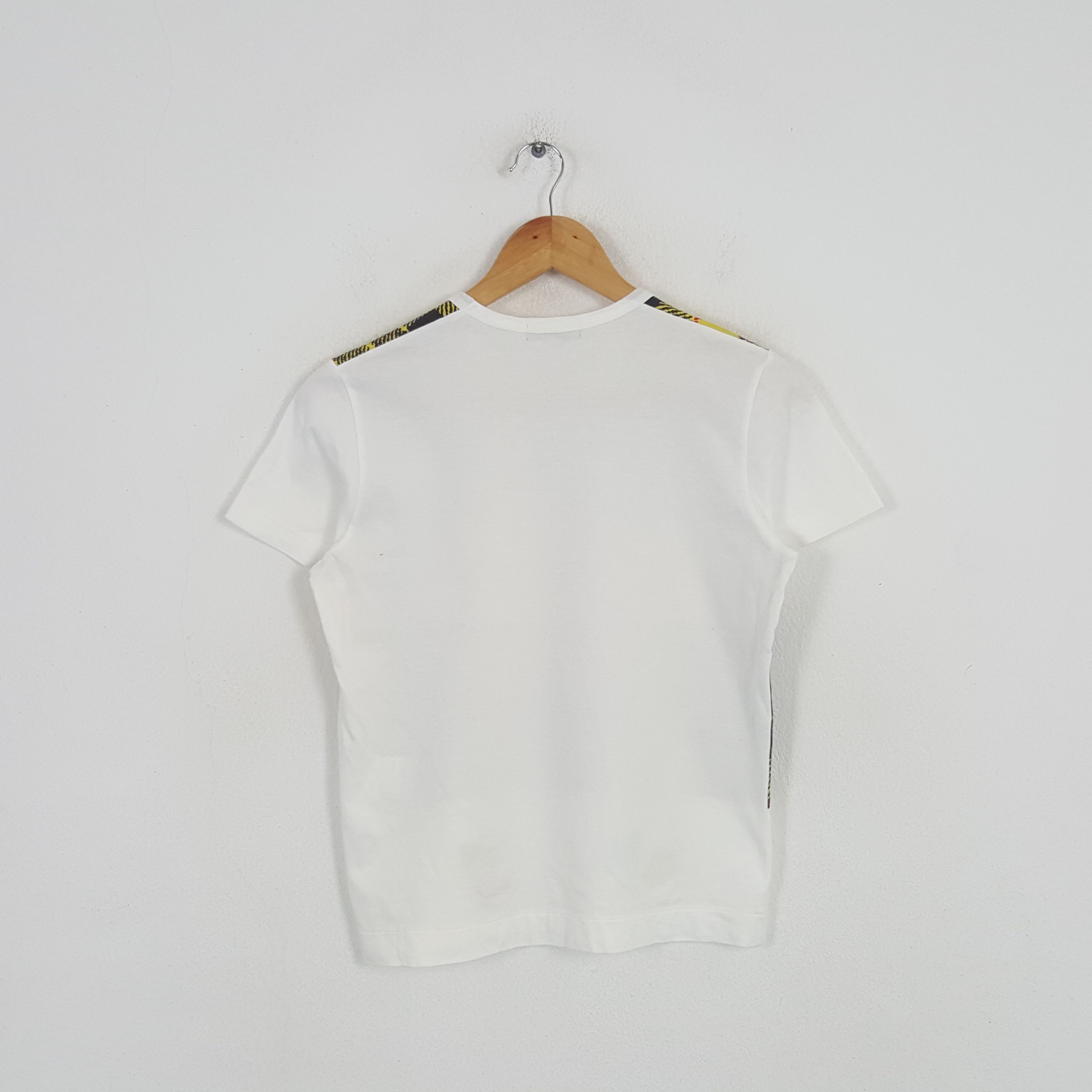 Comme des Garcons Vintage Comme des Garcons Japanese Designer Tshirt Size US S / EU 44-46 / 1 - 3 Thumbnail