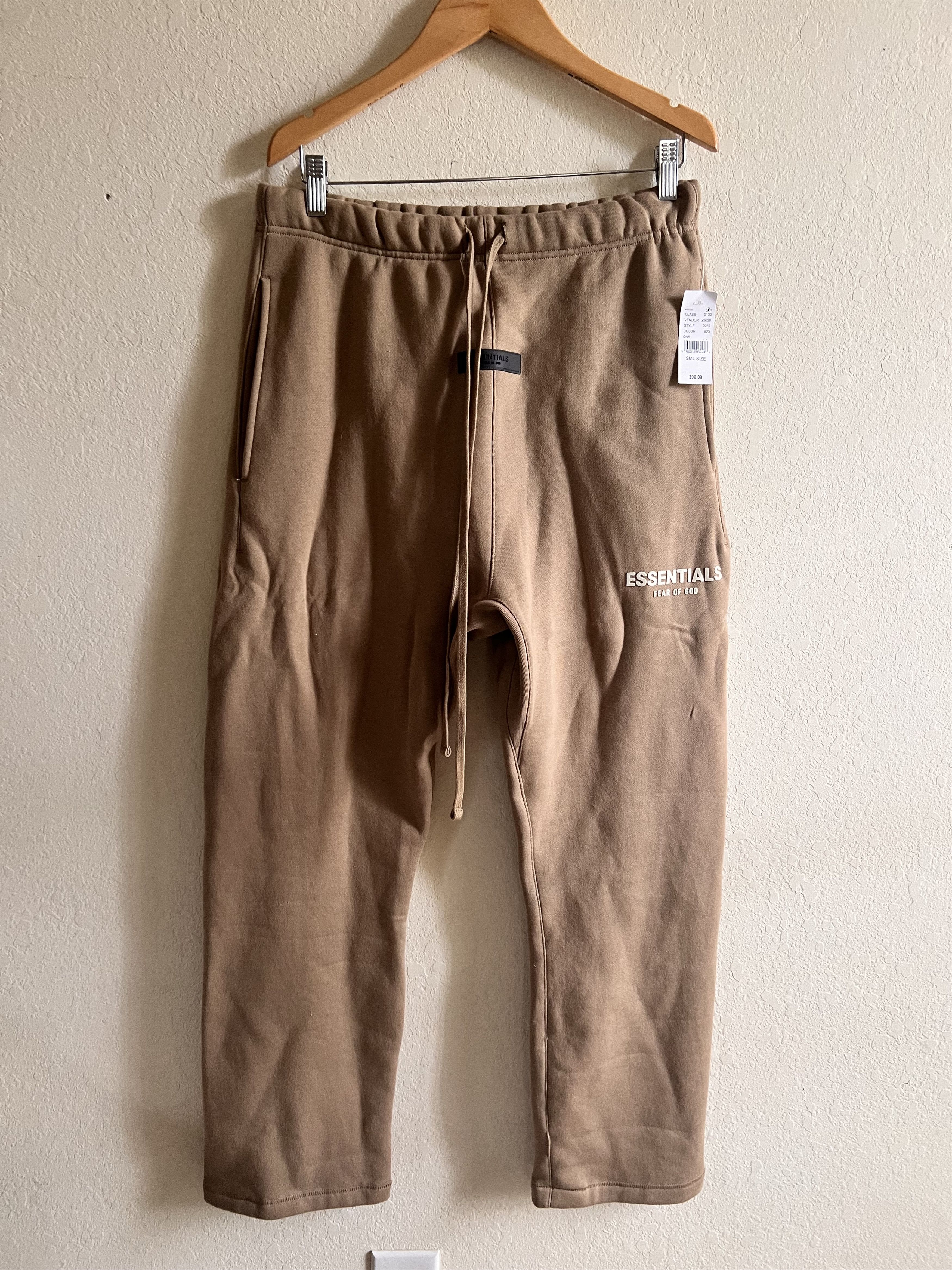 Fear of God Fear of God Essentials Relaxed Sweatpants Oak Size US 30 / EU 46 - 7 Thumbnail