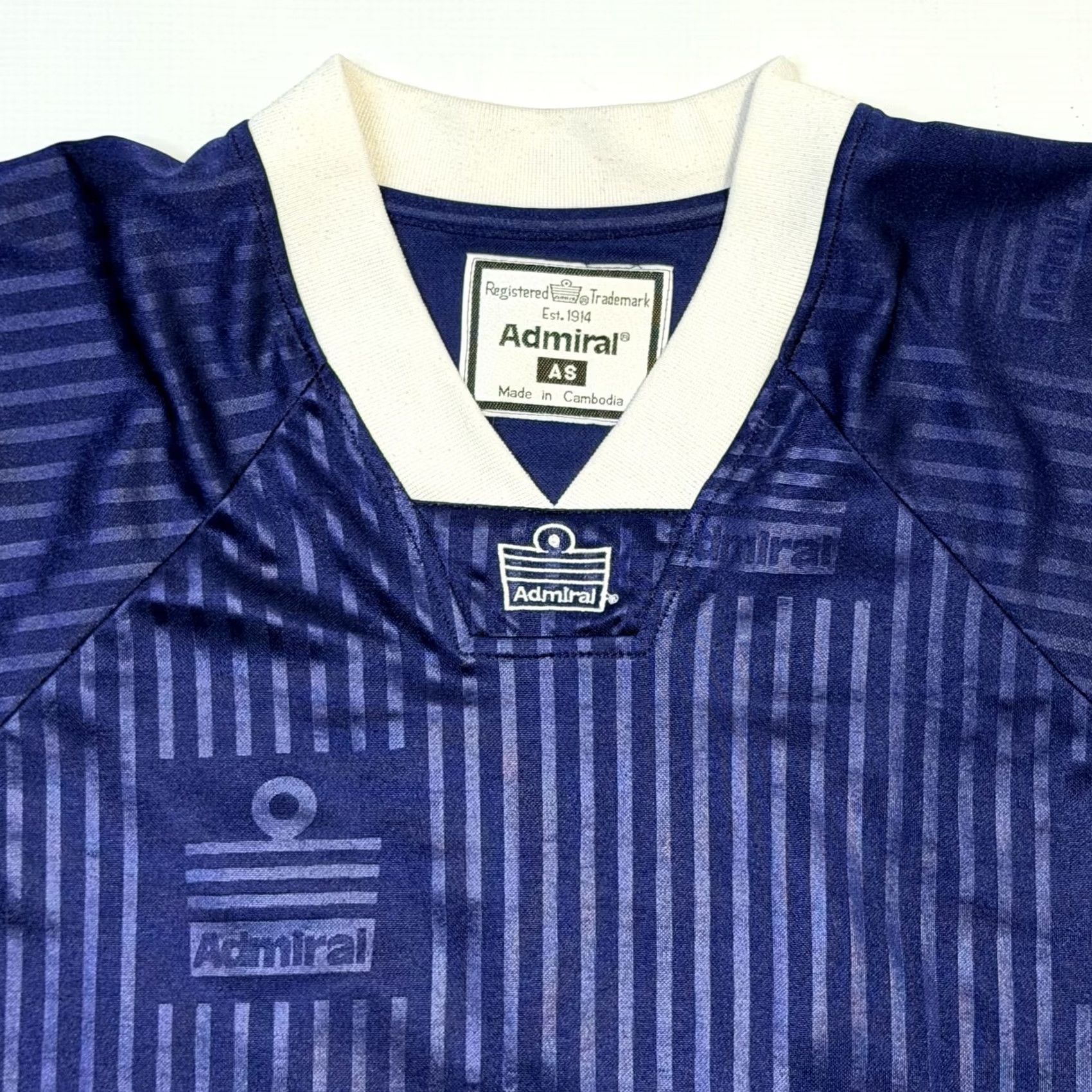 Vintage Admiral Mens Small Blue Striped Raglan V-Neck Lightweight Soccer Jersey Shirt Size US S / EU 44-46 / 1 - 3 Thumbnail