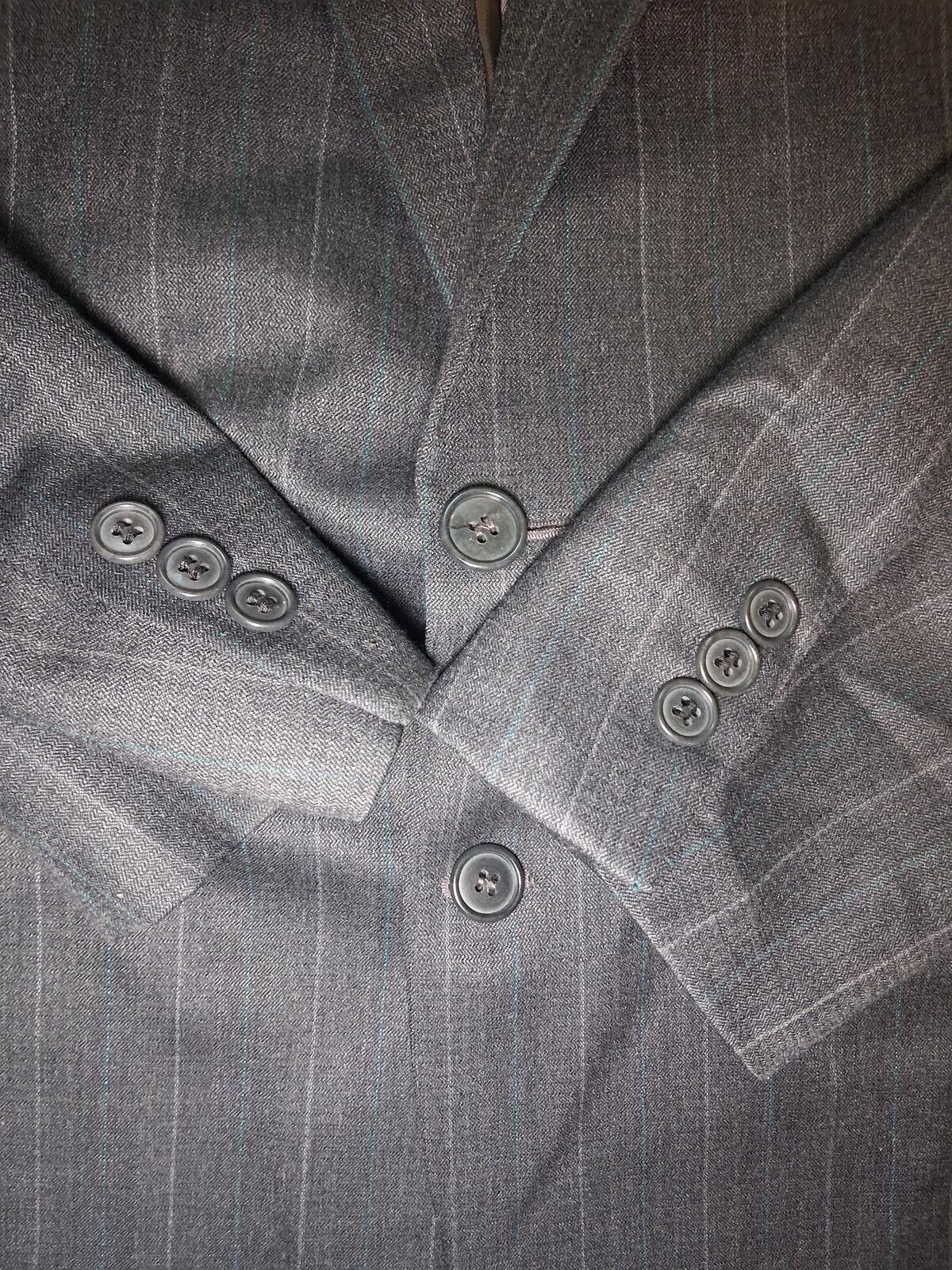 Yves Saint Laurent Yves Saint Laurent Sport Coat 42L Gray Striped Sharkskin Size 42L - 8 Thumbnail