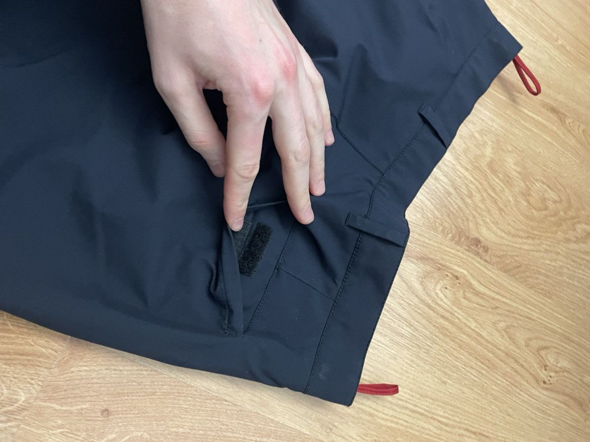 Prada Prada Gore-Tex Nylon pants Size US 31 - 9 Thumbnail