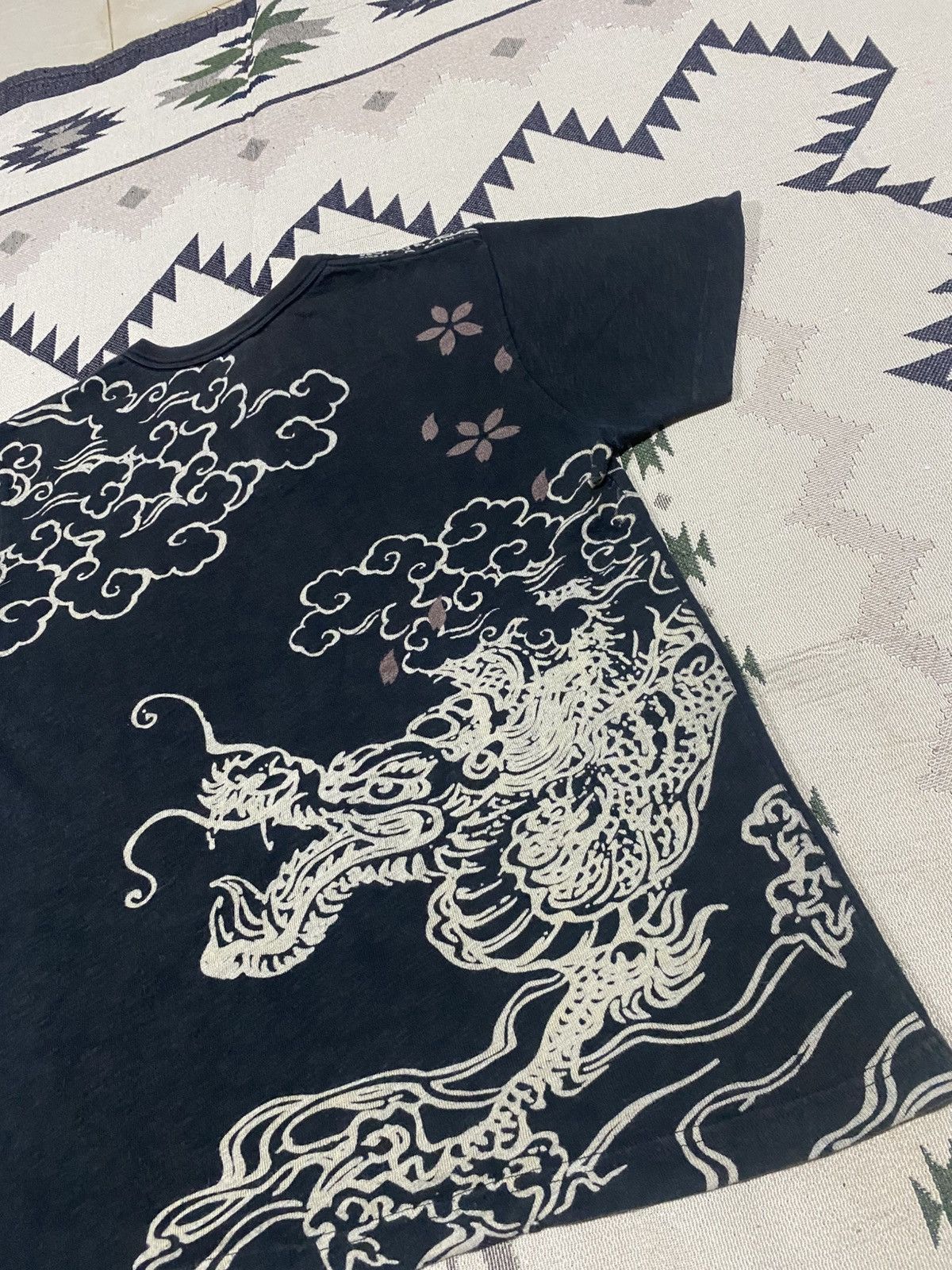 Karakuri Tamashii 2000s KARAKURI TAMASHI STYLE DRAGON DESIGN HALF BUTTON SHIRT Size US M / EU 48-50 / 2 - 13 Thumbnail