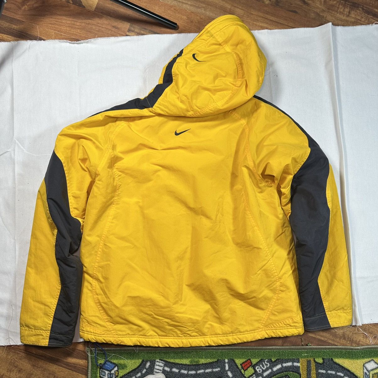 Nike Vintage Nike Coat Navy/Yellow Size US L / EU 52-54 / 3 - 8 Thumbnail