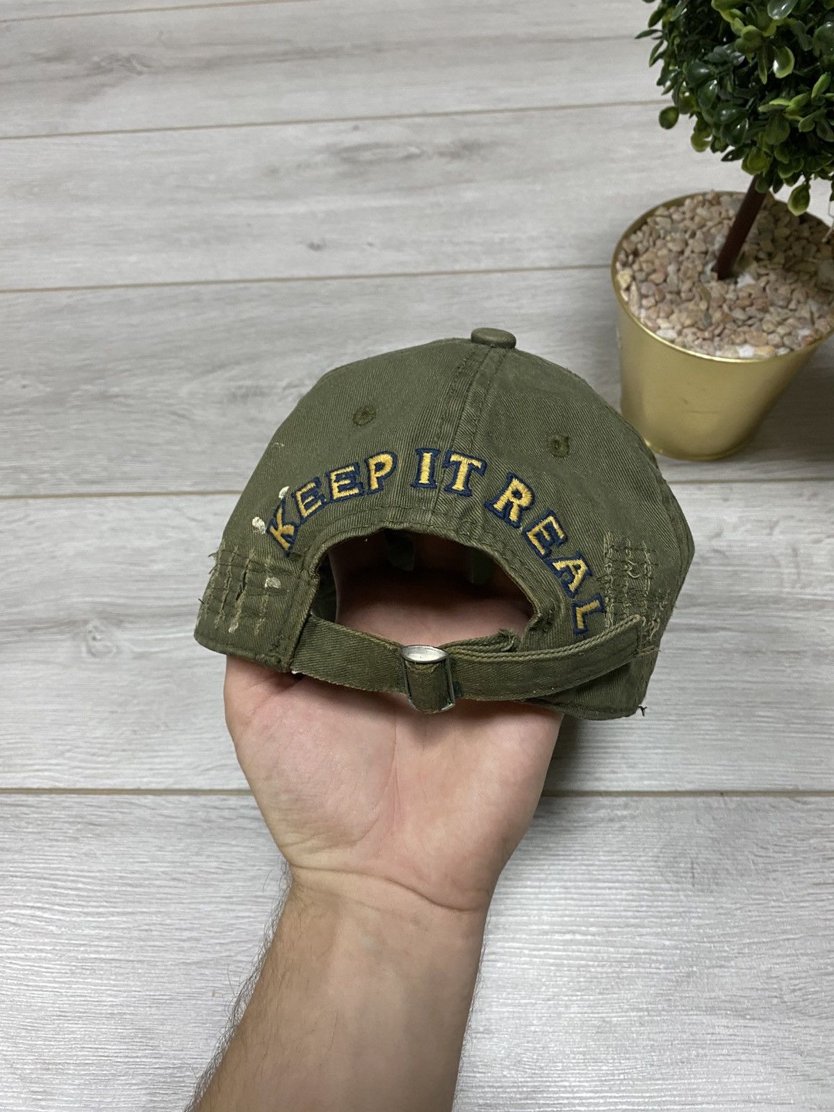 Dsquared2 × Vintage Dsquared2 Canada 🍁 Keep it real painted Italy cap Size ONE SIZE - 2 Thumbnail