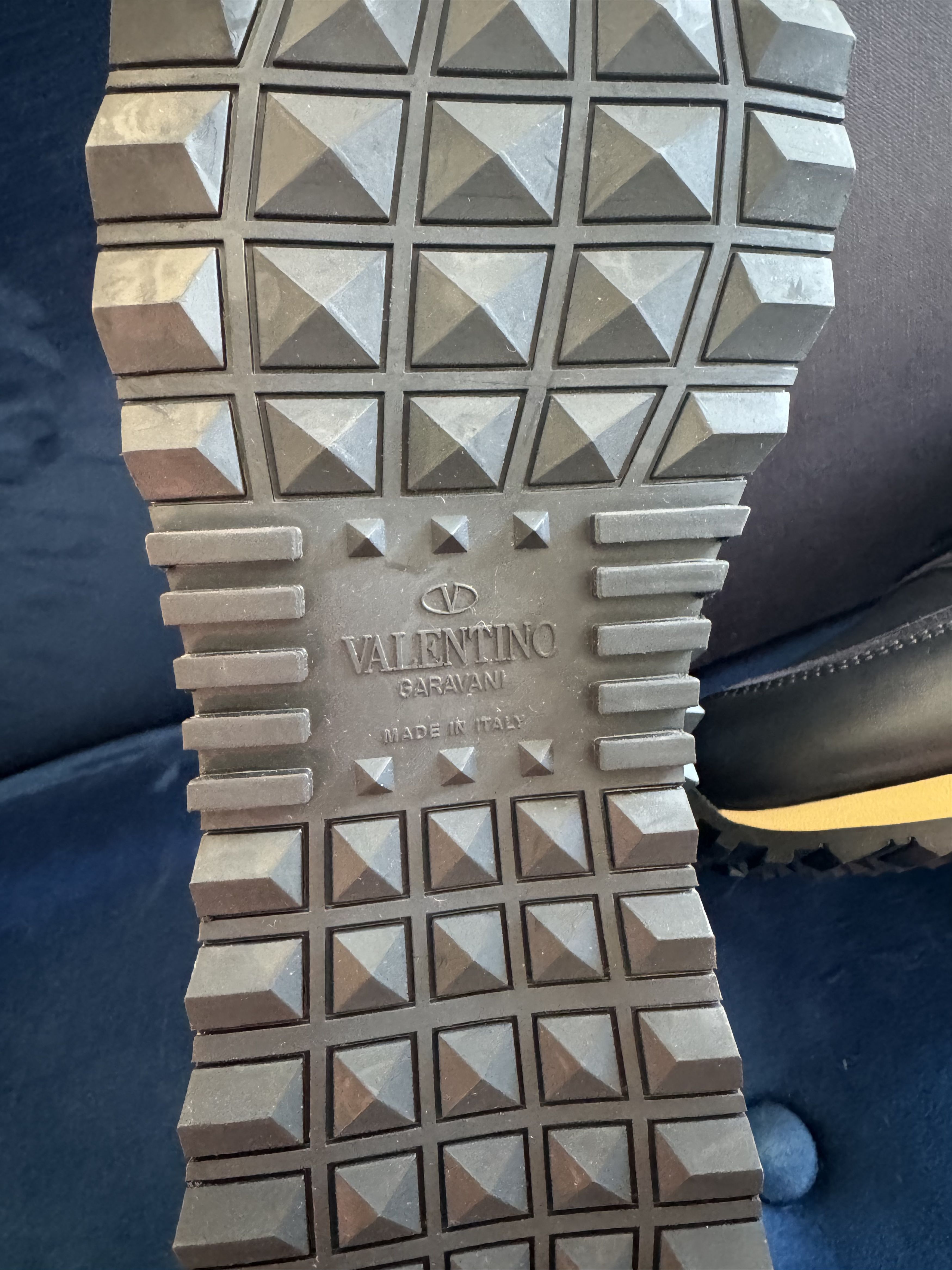 Valentino Rockstud Rockrunner Size US 8 / EU 41 - 4 Thumbnail