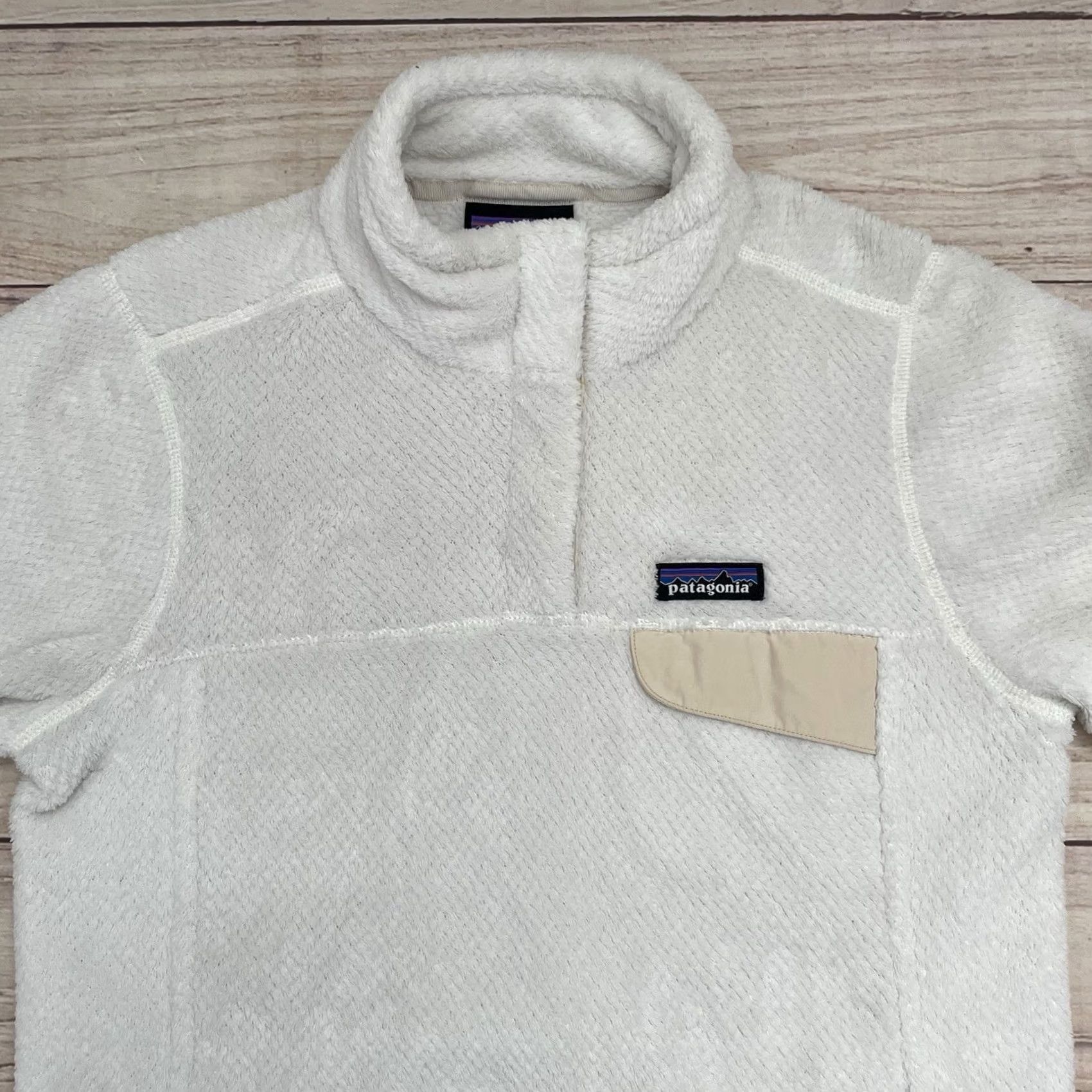 Patagonia Patagonia Women’s Fleece Sweater Raw Linen White Jacket Size M Size M / US 6-8 / IT 42-44 - 2 Thumbnail