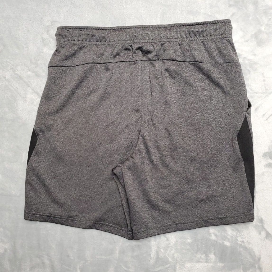 Nike Nike Shorts Men L Gray Training Drawstring Elastic Waist Dri Fit Performance Basketball Activewear Casual, Solid, Polyester — Mens Size US 33 - 7 Thumbnail