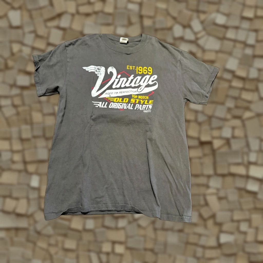 Gildan Gildan Shirt Men M Grey White Yellow Red Vintage 1969 T-Shirt Crew Neck Short Sleeve Cotton Size US M / EU 48-50 / 2 - 1 Thumbnail