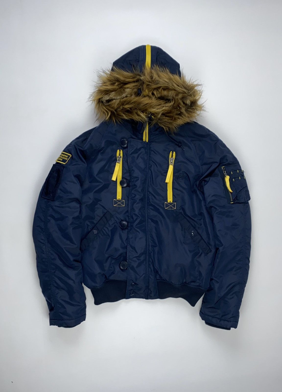 Alpha Industries × Vintage 🚨 Alpha Industries vintage down jacket bomber man M Size US M / EU 48-50 / 2 - 1 Thumbnail