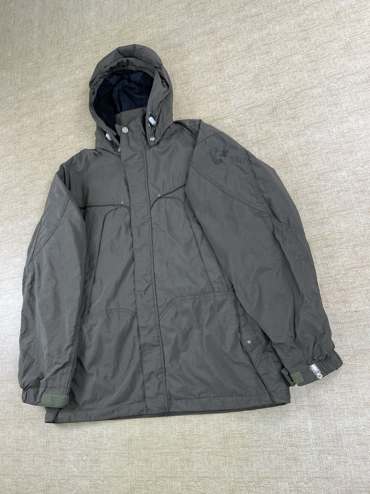 If Six Was Nine × Japanese Brand × Vintage Japanese Brand Chur Vintage Cross Logo Hoodie Jacket Size US L / EU 52-54 / 3 - 3 Thumbnail