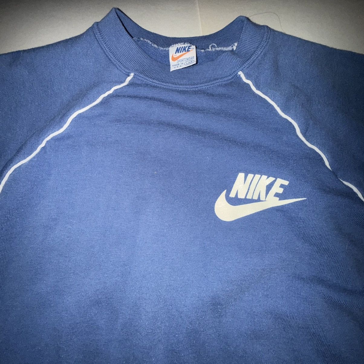 Nike 1980s Archival Nike White Tag Raglan Piping Sweatshirt Size US L / EU 52-54 / 3 - 9 Thumbnail