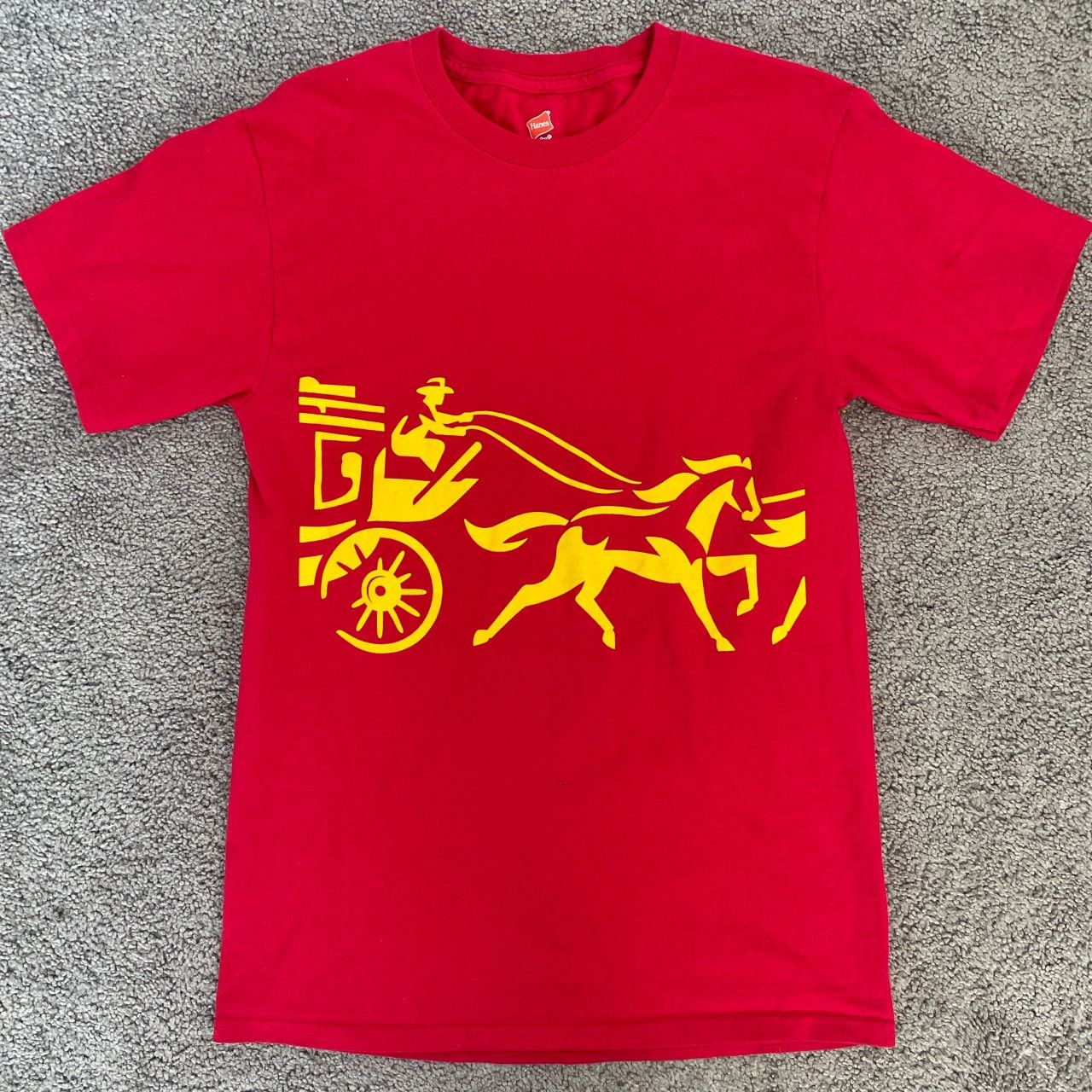 Hanes Red and Yellow Graphic Tee Size US S / EU 44-46 / 1 - 1 Thumbnail