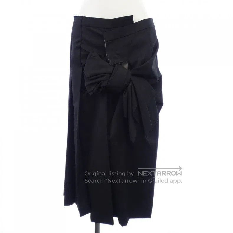 Comme des Garcons Comme Des Garcons size S Black vintage bow pleated design Size 25" / US 0 / IT 36 - 1 Thumbnail
