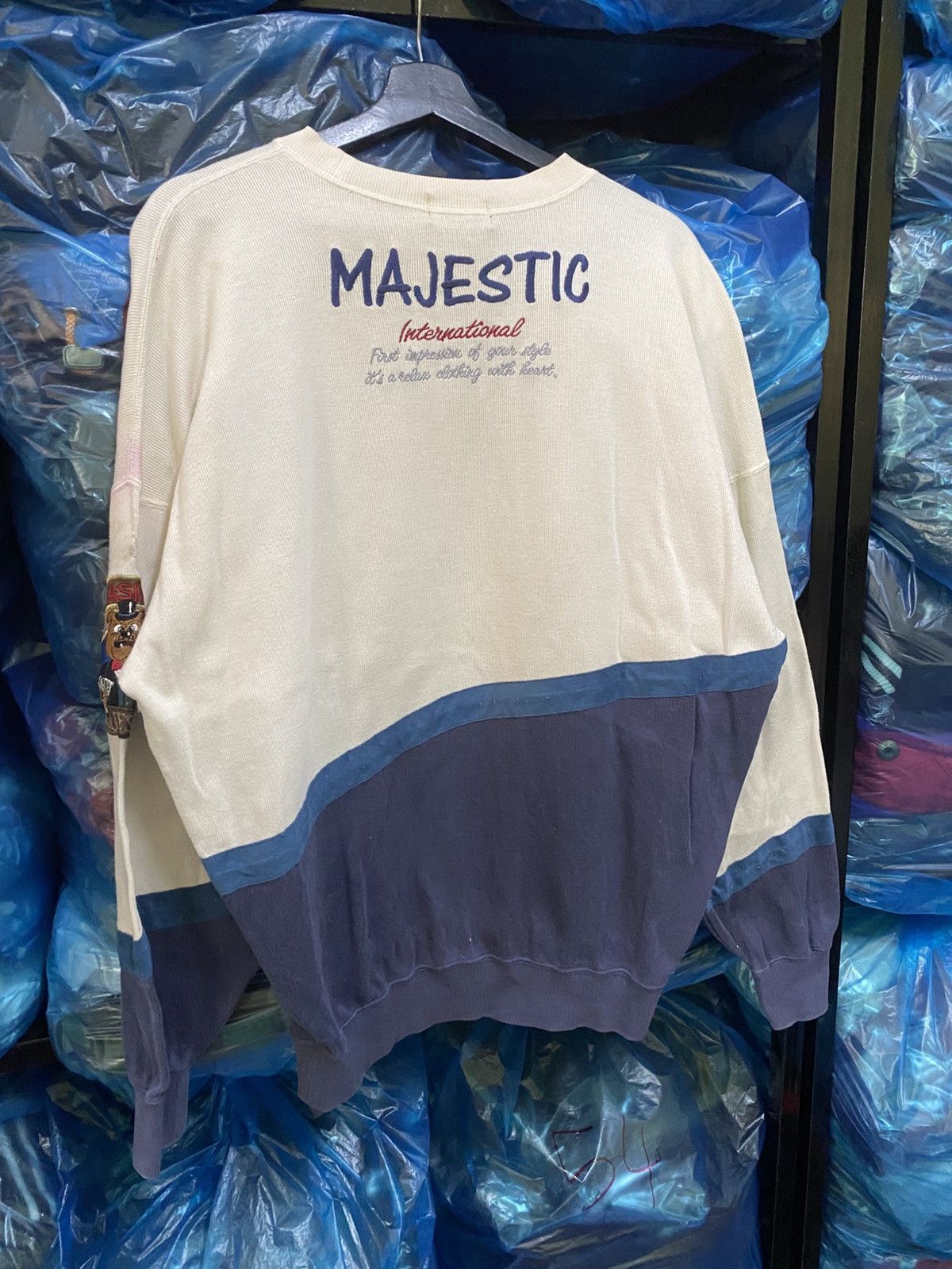 Majestic Vintage Majestic Casino Bulldog Graphic Sweatshirt Size 48 Size US M / EU 48-50 / 2 - 8 Thumbnail